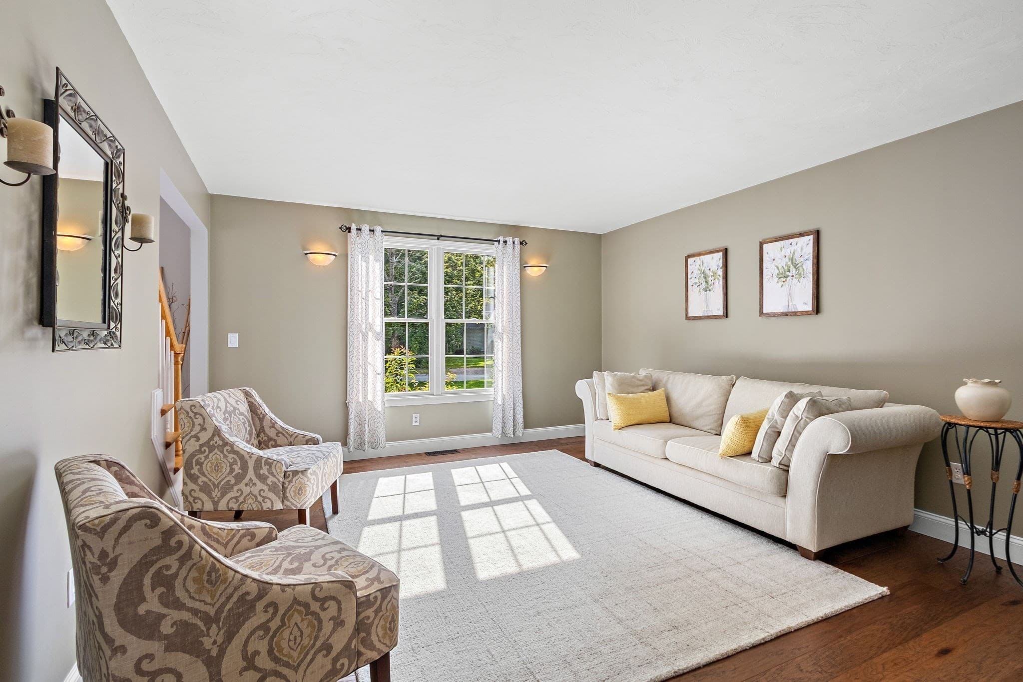 Single Family Residence at 9 Douglas Dr, Mansfield MA 02048, Mansfield, photo 5 of 42