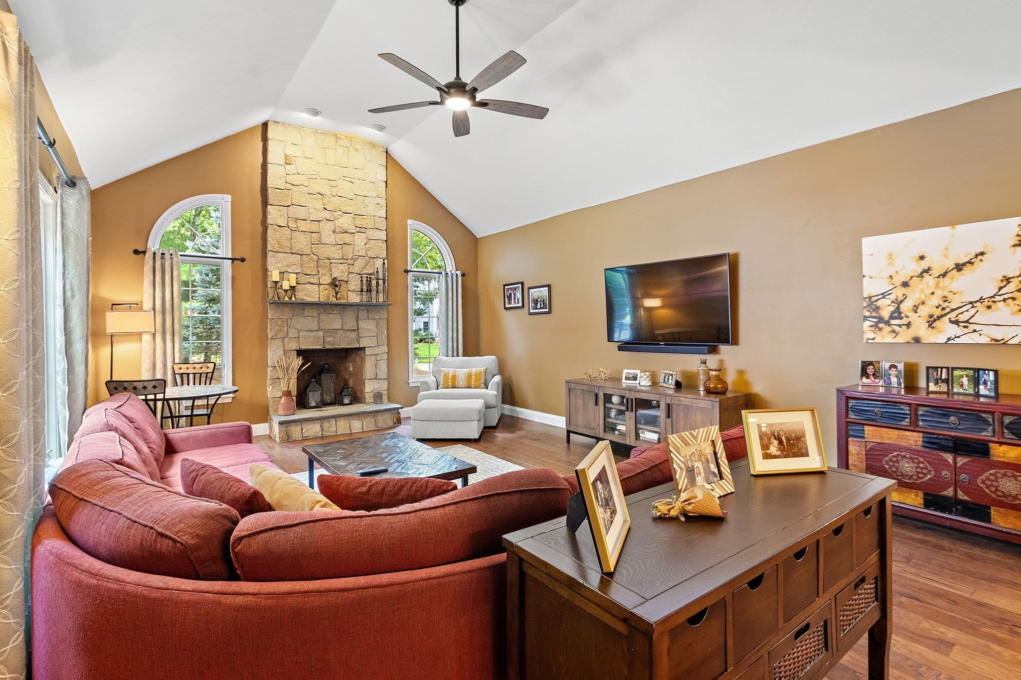 Single Family Residence at 9 Douglas Dr, Mansfield MA 02048, Mansfield, photo 15 of 42