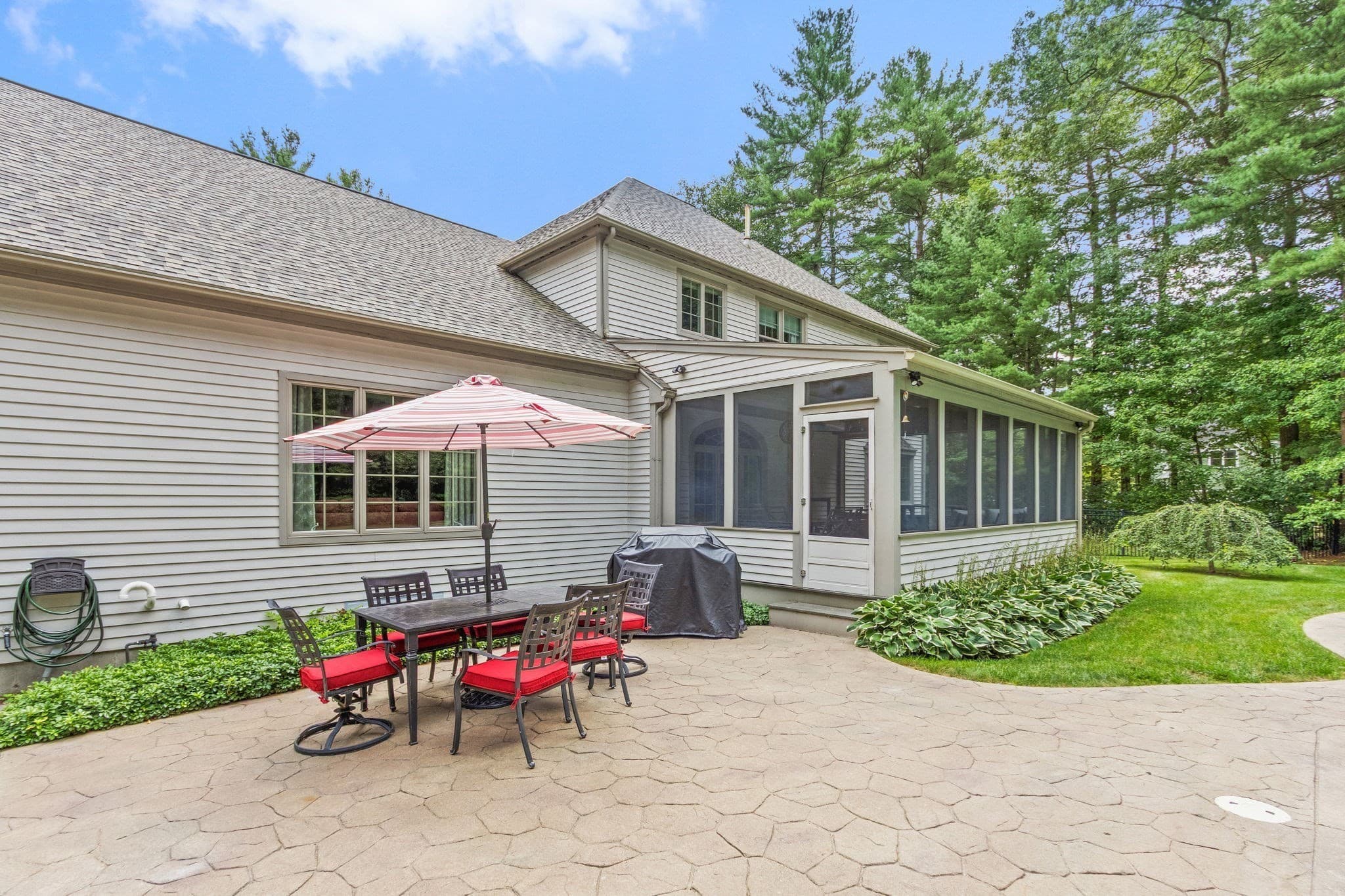Single Family Residence at 9 Douglas Dr, Mansfield MA 02048, Mansfield, photo 35 of 42