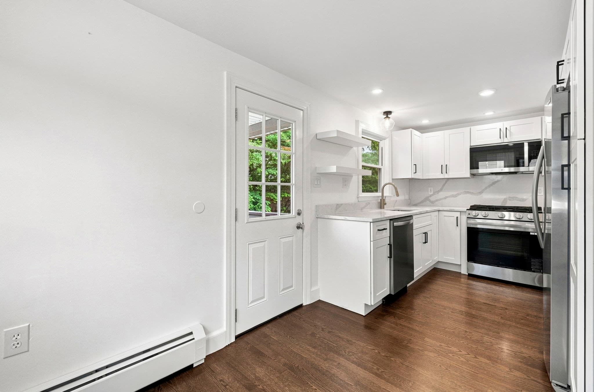 Single Family Residence at 7 Franklin St, Boston MA 02136, photo 13 of 33