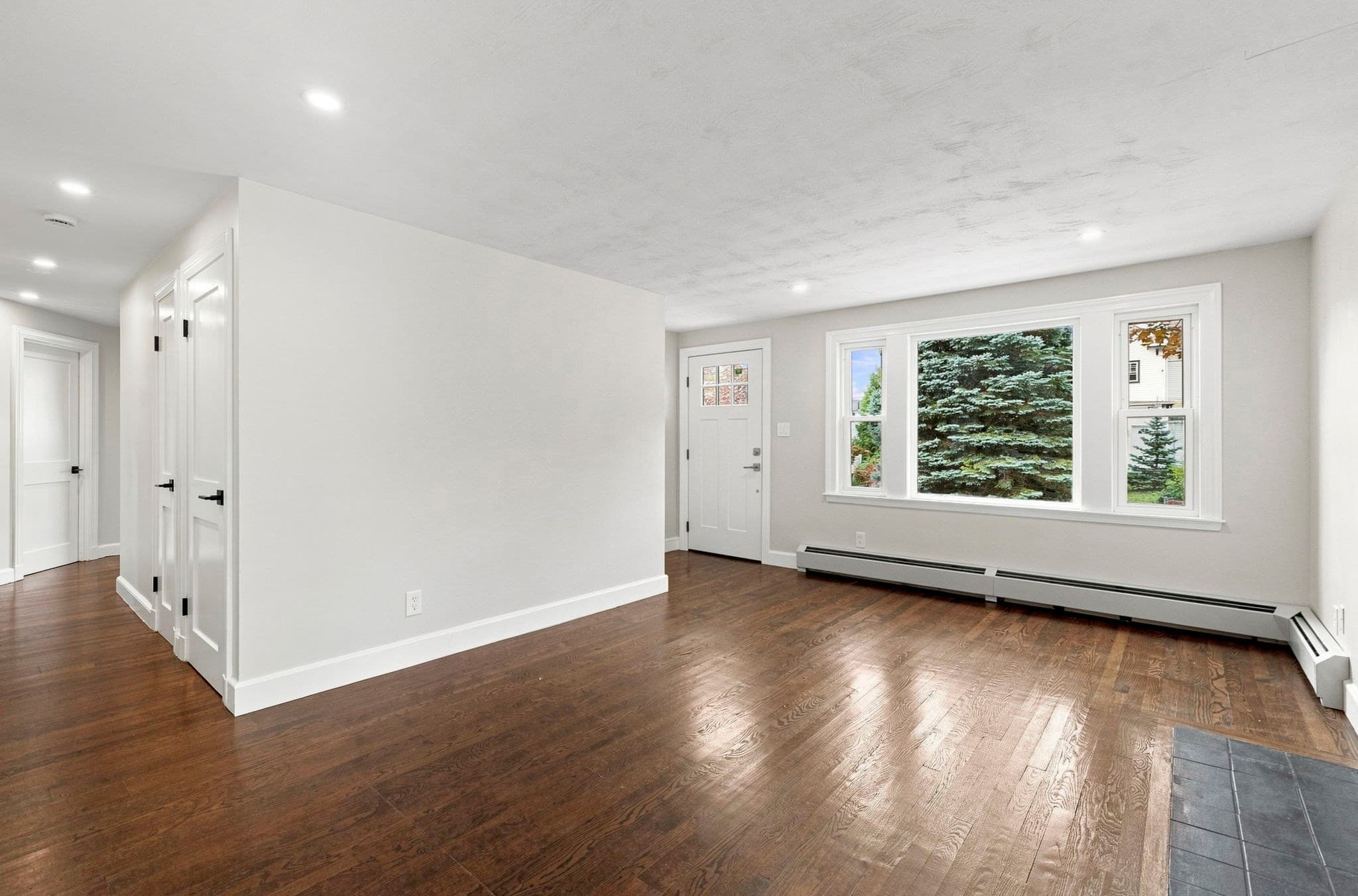 Single Family Residence at 7 Franklin St, Boston MA 02136, photo 12 of 33