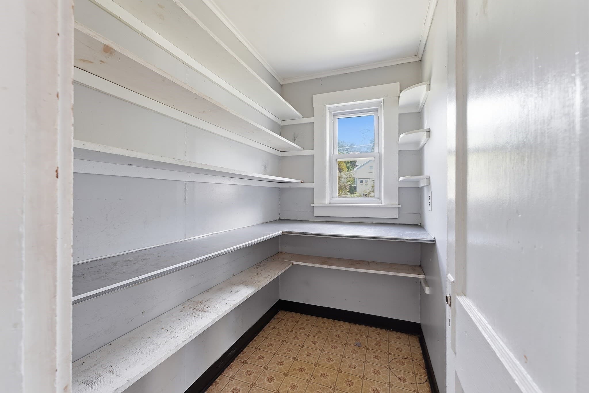 Multi Family at 54 Franklin St, Athol MA 01331, Athol, photo 5 of 38