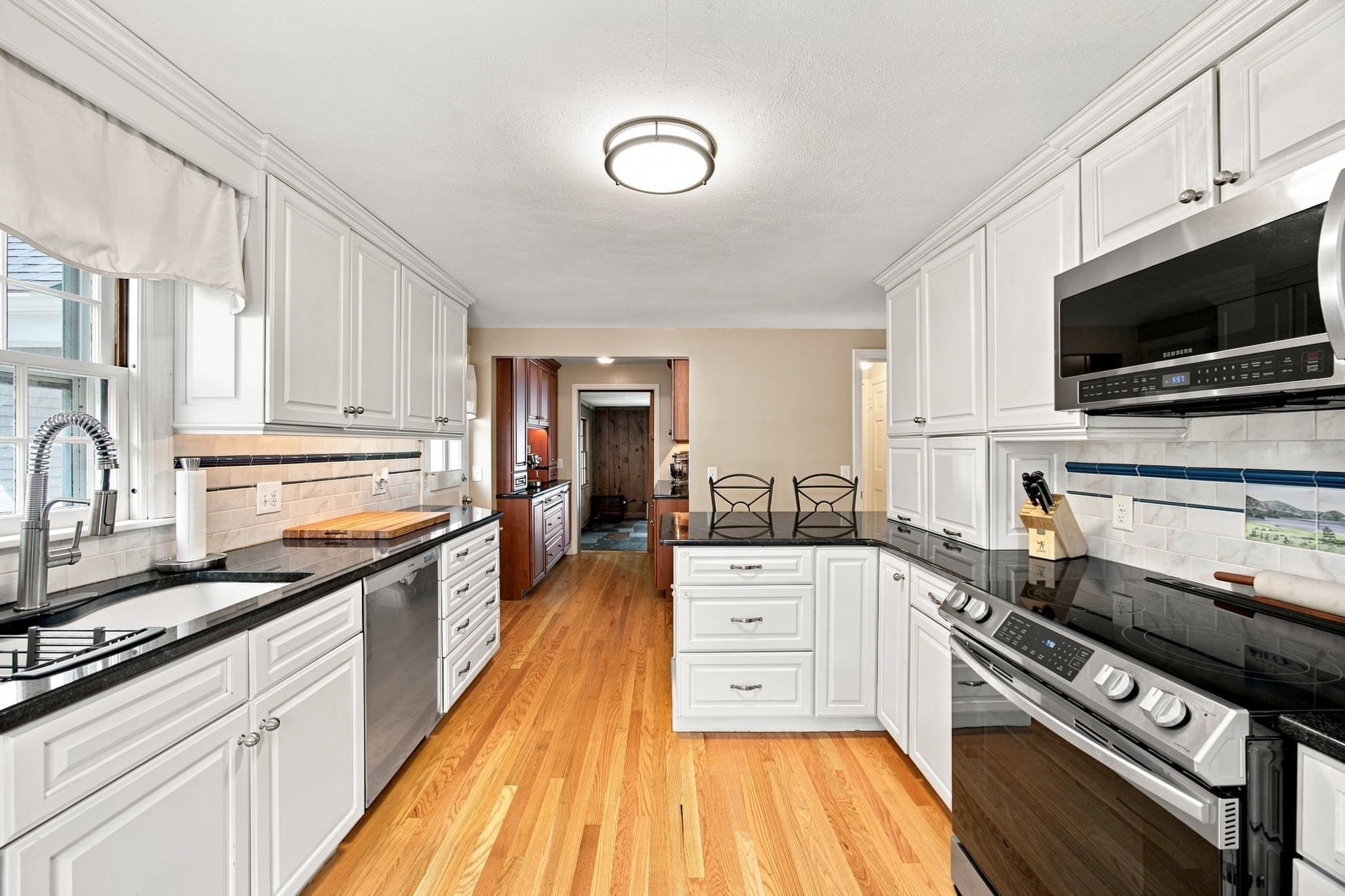 Single Family Residence at 208 Main Street, Wilbraham MA 01095, Wilbraham, photo 5 of 41