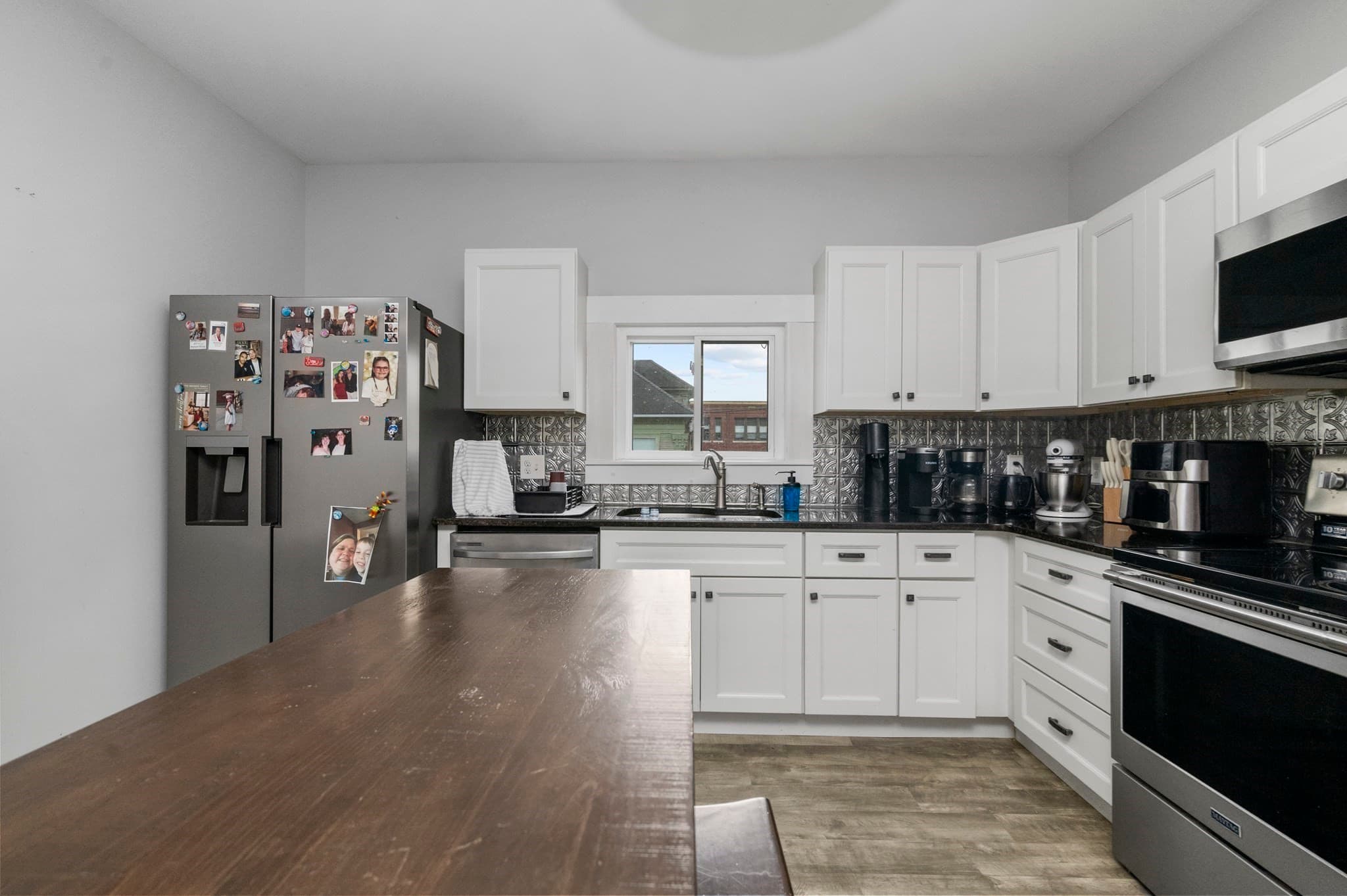 3 Family at 1971 Northampton St, Holyoke MA 01040, Holyoke, photo 13 of 42