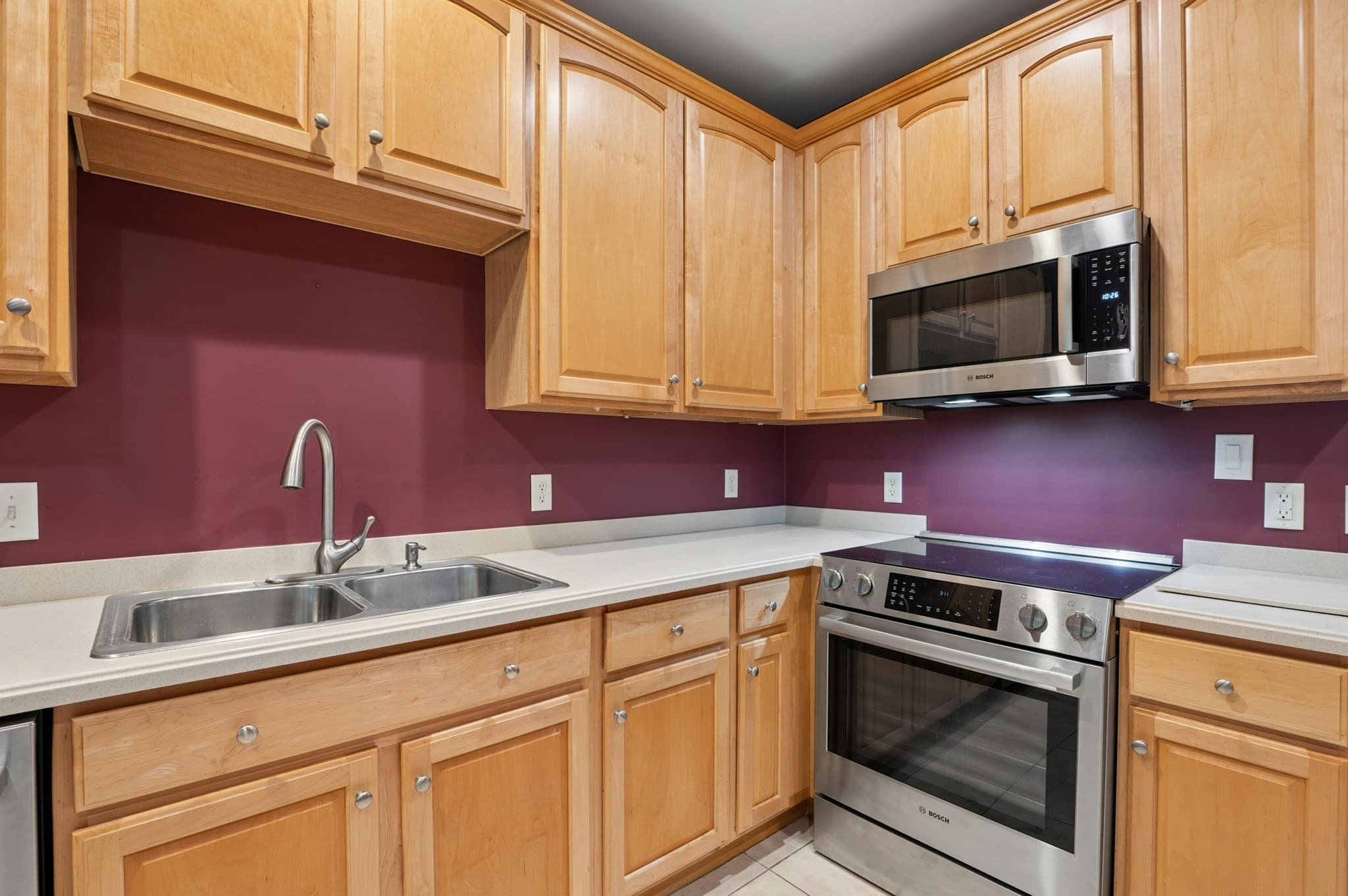 Condominium at 126 Clubhouse Lane # 126, Northbridge MA 01534, Northbridge, photo 7 of 40