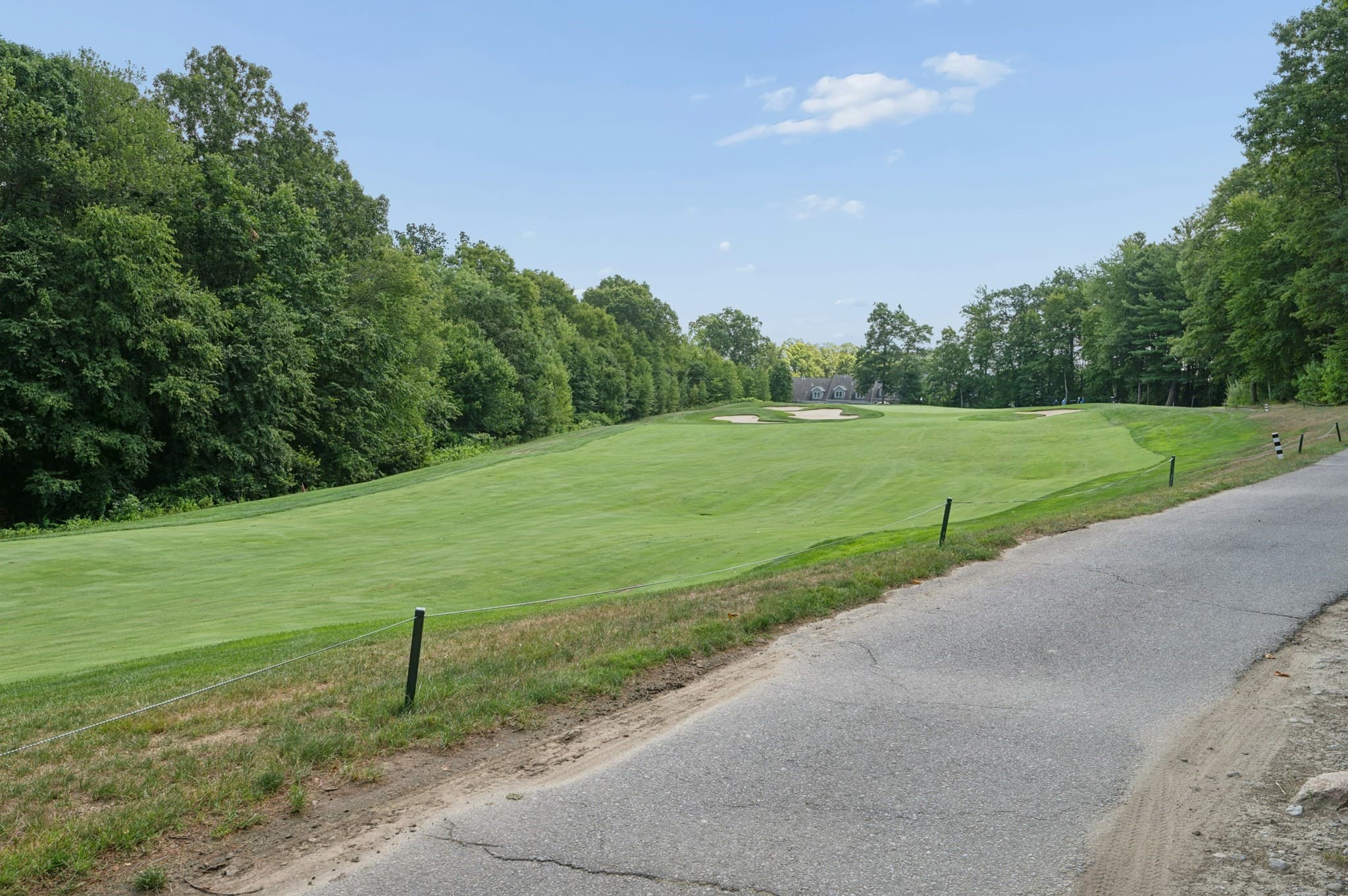 Condominium at 126 Clubhouse Lane # 126, Northbridge MA 01534, Northbridge, photo 32 of 40
