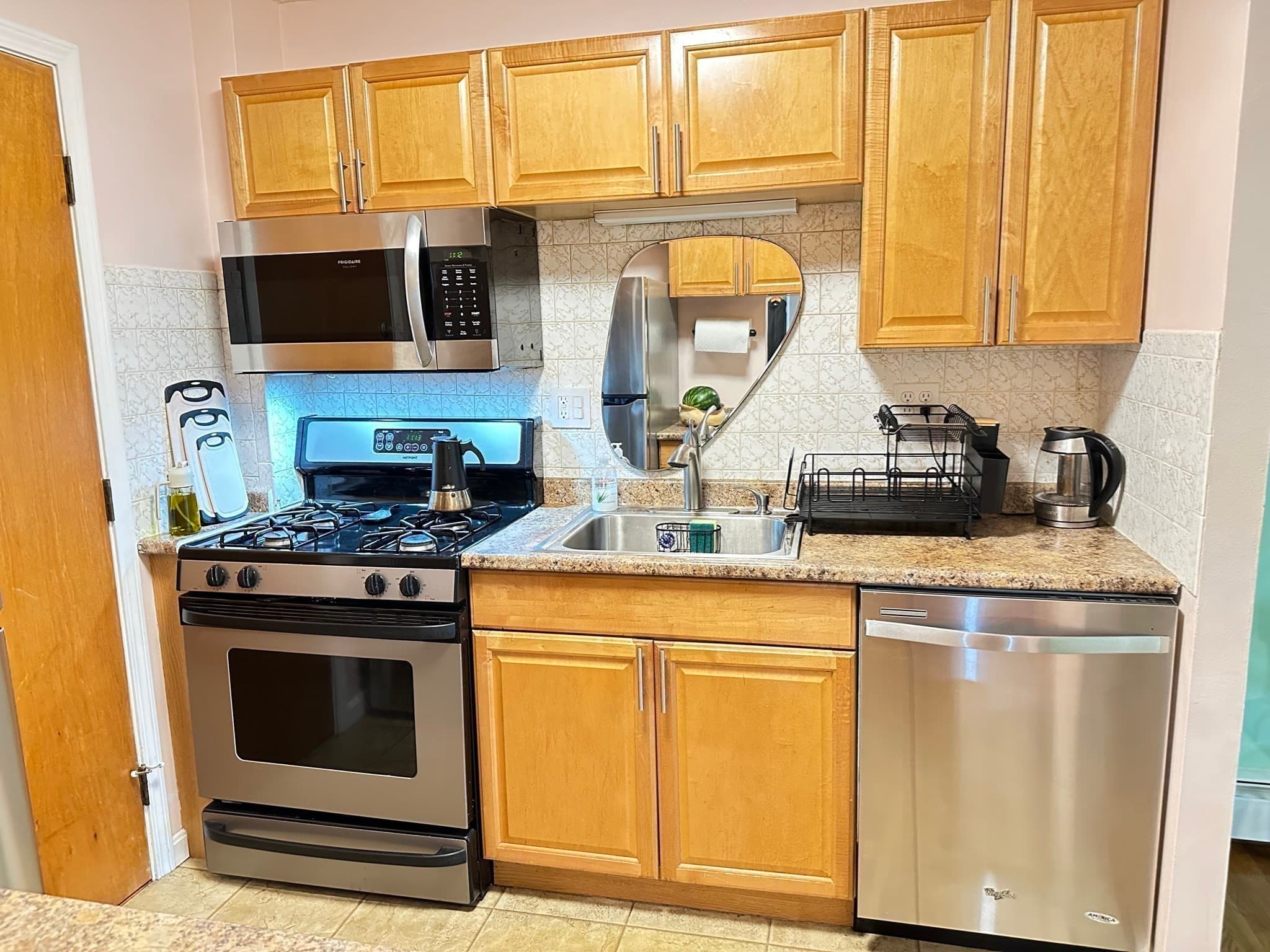 Condominium at 458-460 Eastern Ave # 14, Lynn MA 01902, Lynn, photo 17 of 28