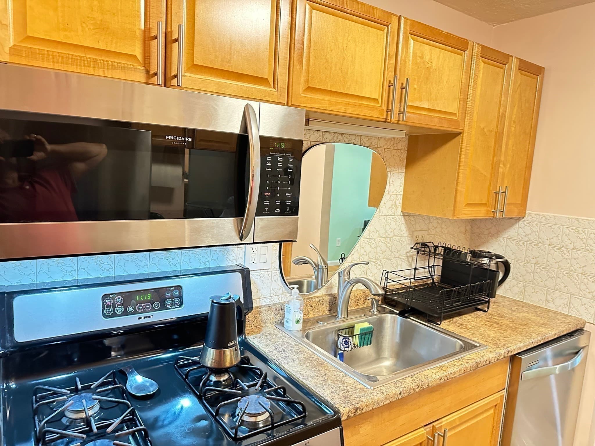 Condominium at 458-460 Eastern Ave # 14, Lynn MA 01902, Lynn, photo 18 of 28