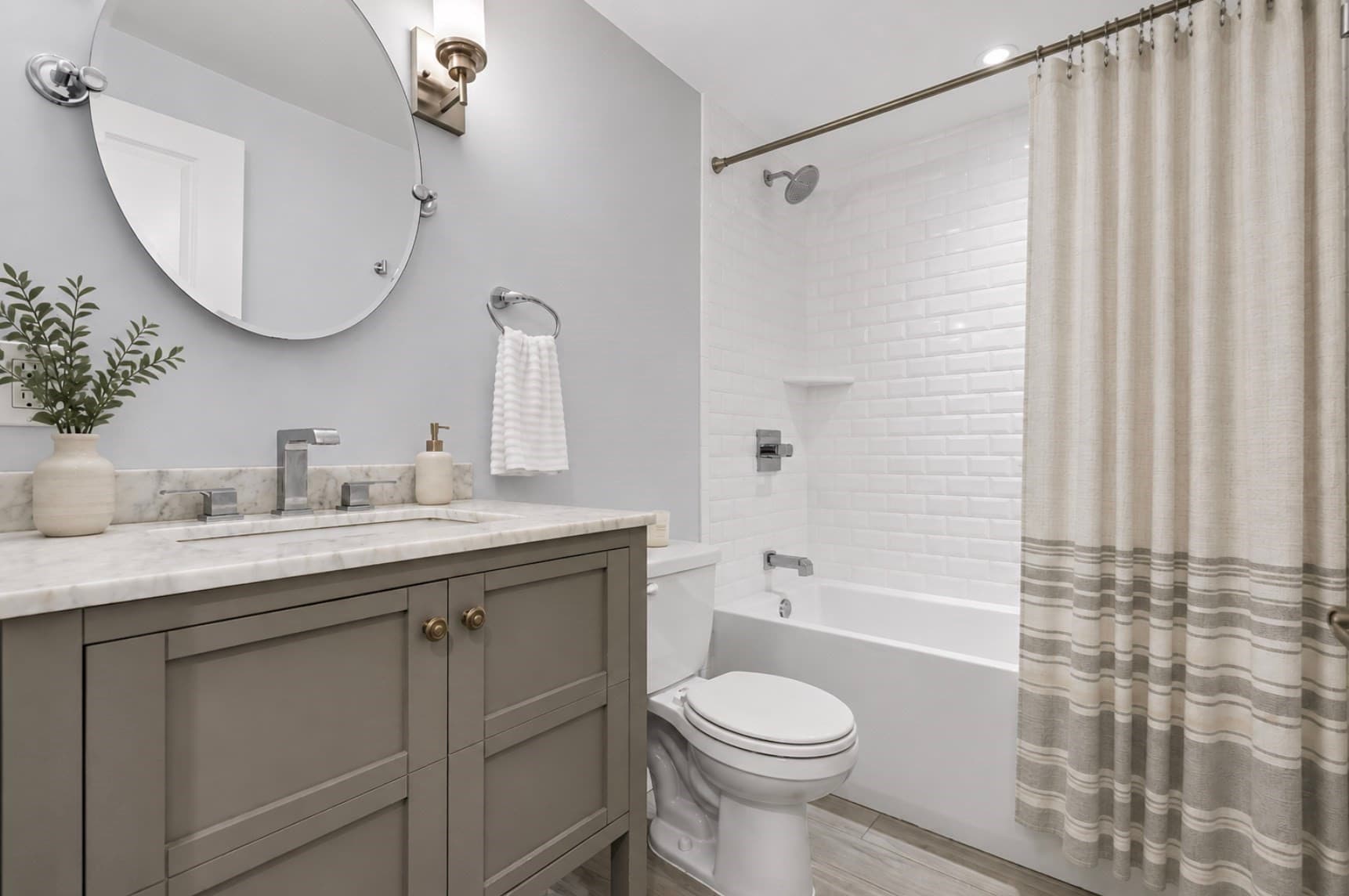 Condominium at 25 Brighton St # 1, Boston MA 02129, photo 9 of 15