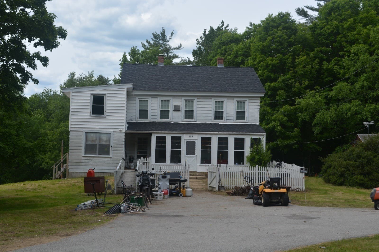 Single Family Residence at 118 Adams, East Brookfield MA 01515, East Brookfield, photo 2 of 39