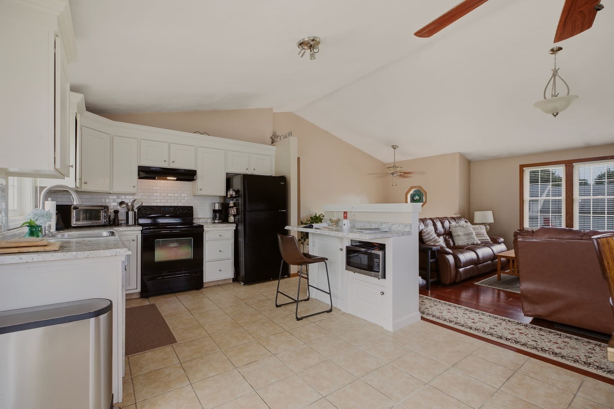 Single Family Residence at 6 Musket Rd, Seekonk MA 02771, Seekonk, photo 10 of 39