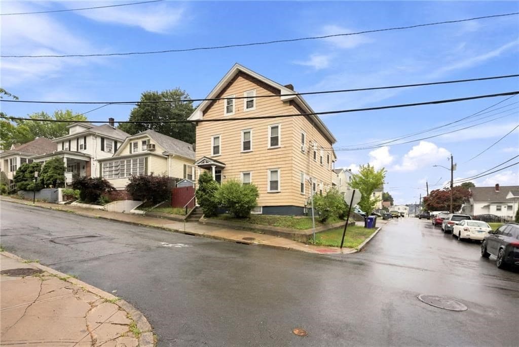 2 Family - 2 Units Up/Down at 884 River, Providence RI 02908, Providence, photo 29 of 30