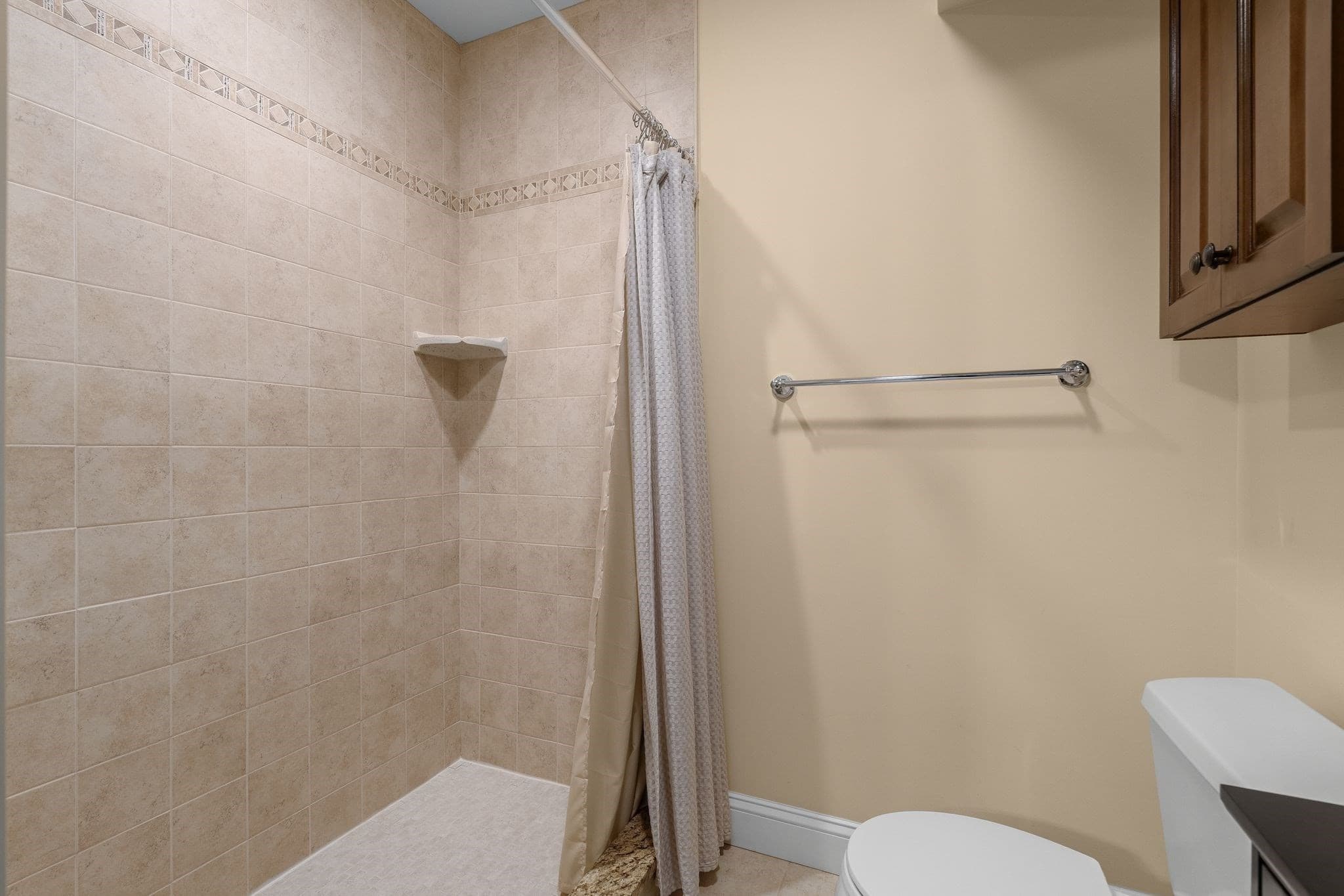 Condominium at 33 Cohasset St # 2, Boston MA 02131, Boston, photo 14 of 38