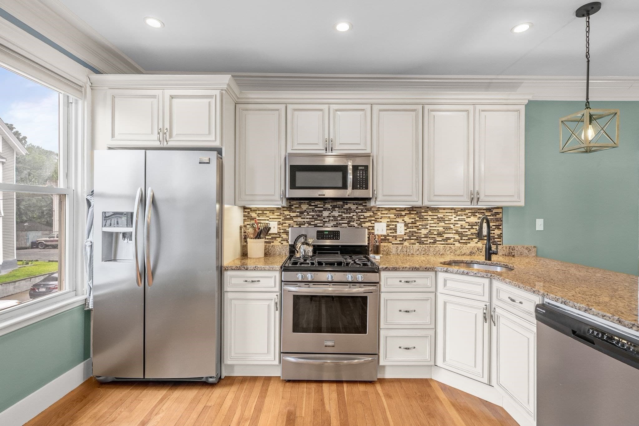 Condominium at 33 Cohasset St # 2, Boston MA 02131, Boston, photo 8 of 38