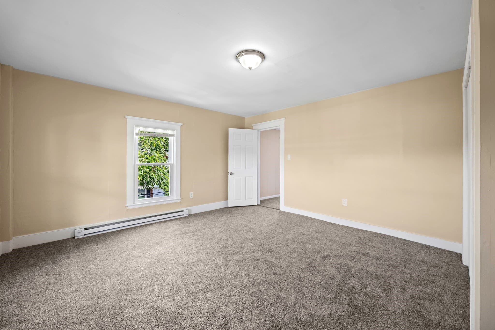 4 Family at 32-34 Pearl St, Chicopee MA 01013, Chicopee, photo 14 of 21