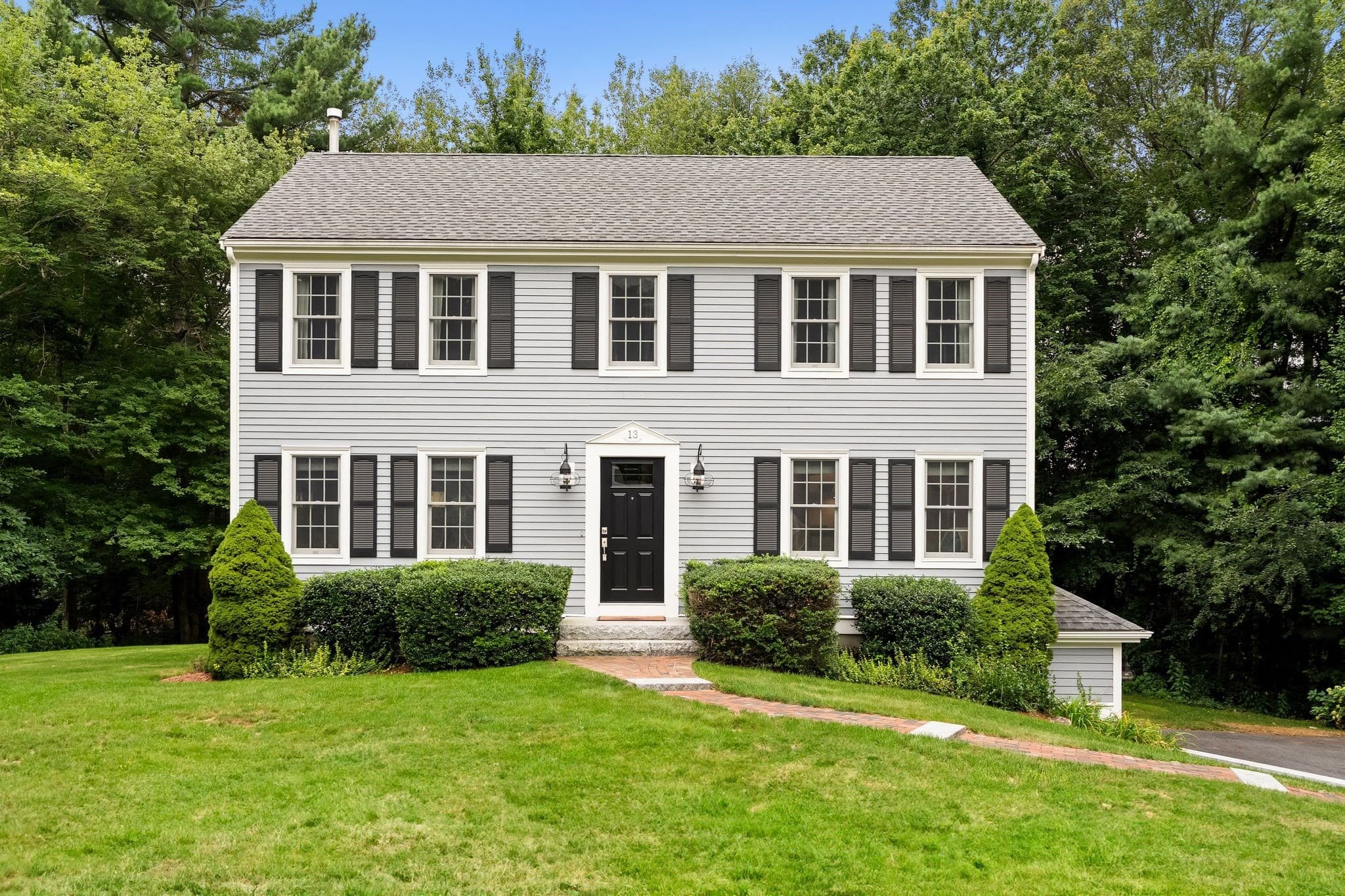 13 Bayberry Rd, Raynham MA 02767