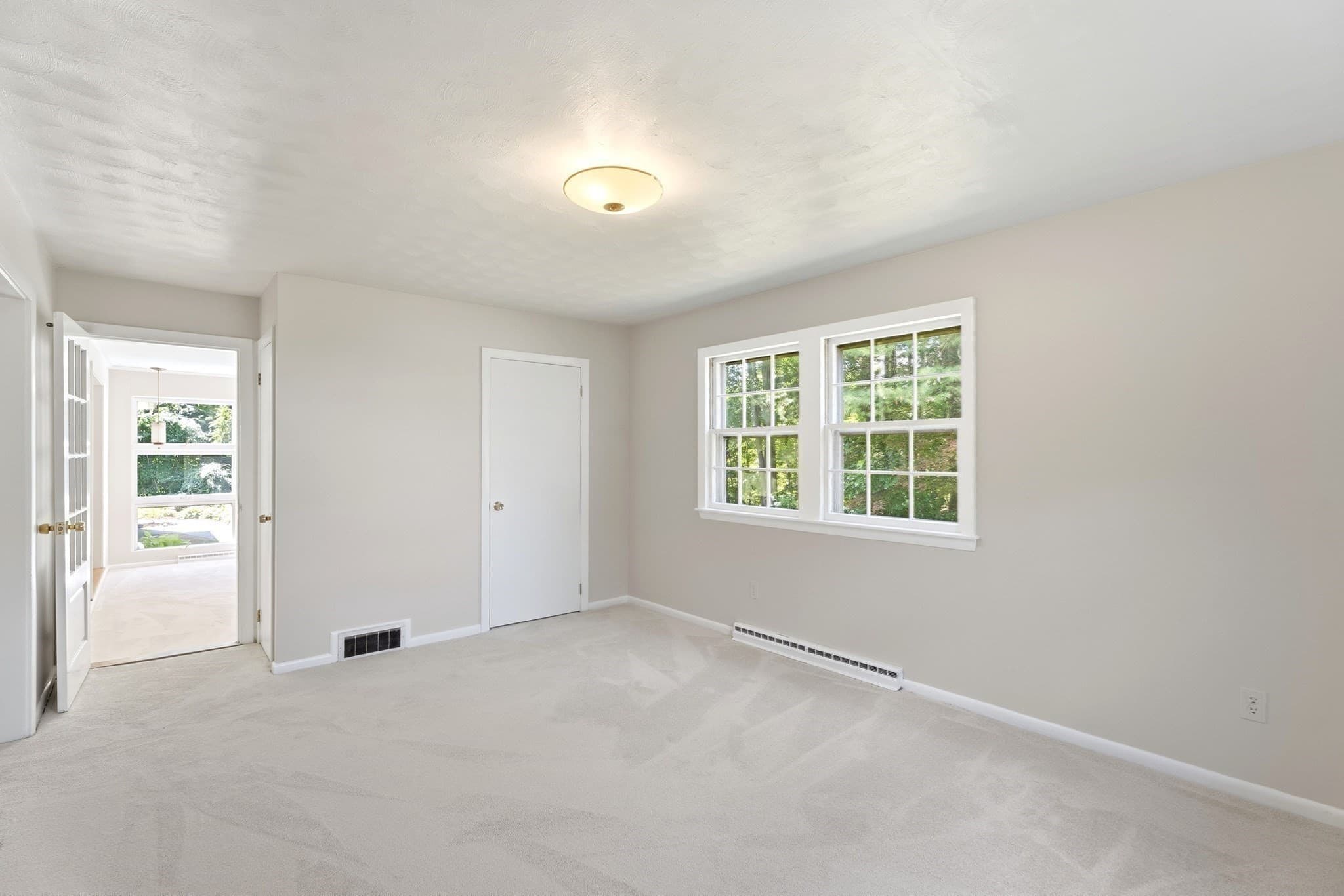 Single Family Residence at 9 Hidden Way, Chelmsford MA 01824, photo 16 of 29