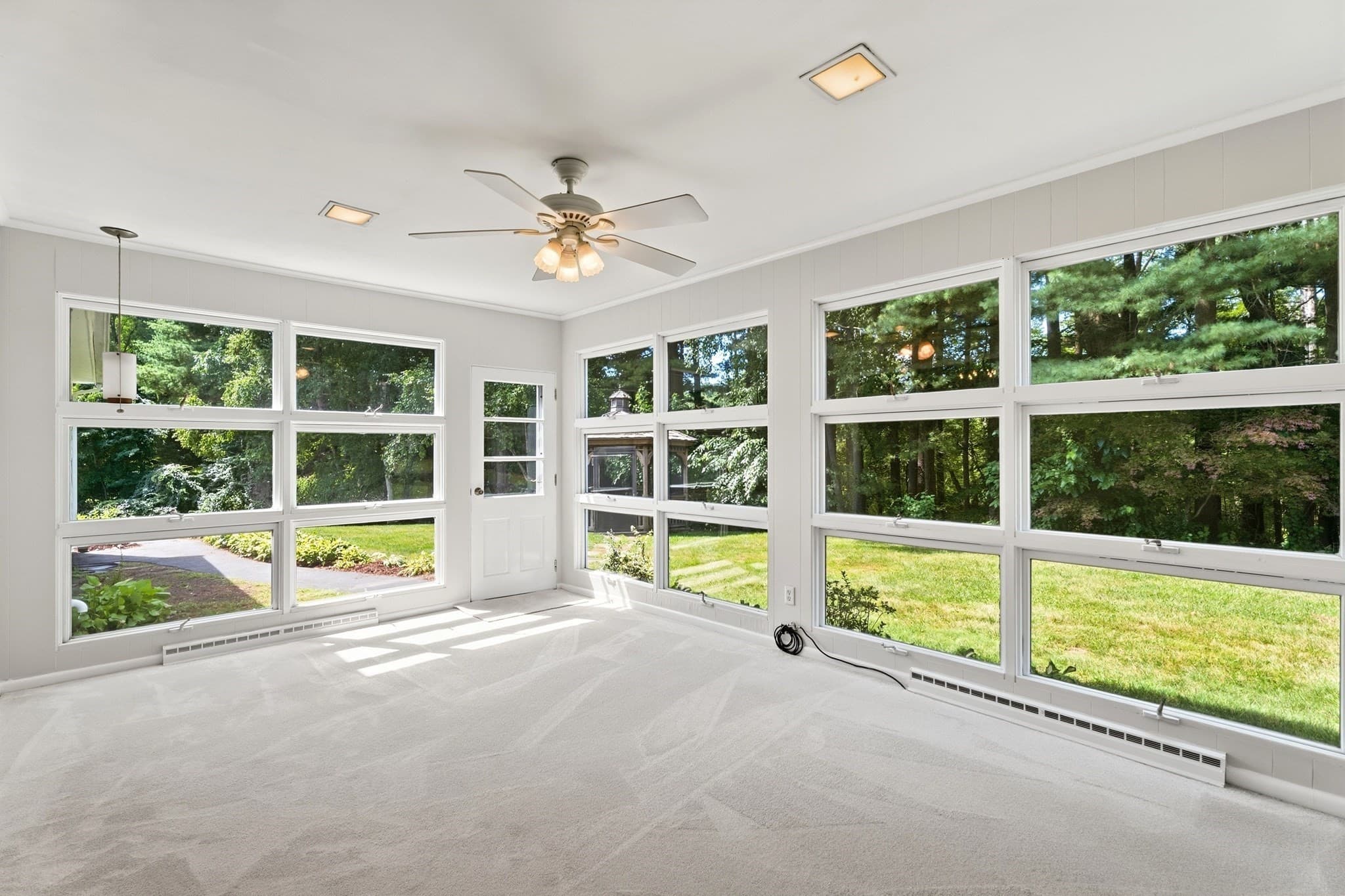Single Family Residence at 9 Hidden Way, Chelmsford MA 01824, photo 12 of 29