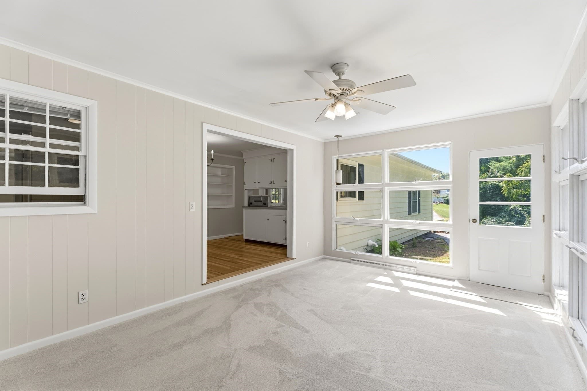 Single Family Residence at 9 Hidden Way, Chelmsford MA 01824, photo 10 of 29