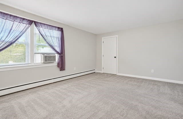Condex at 10 Lincoln Avenue # 10, Haverhill MA 01830, photo 17 of 33