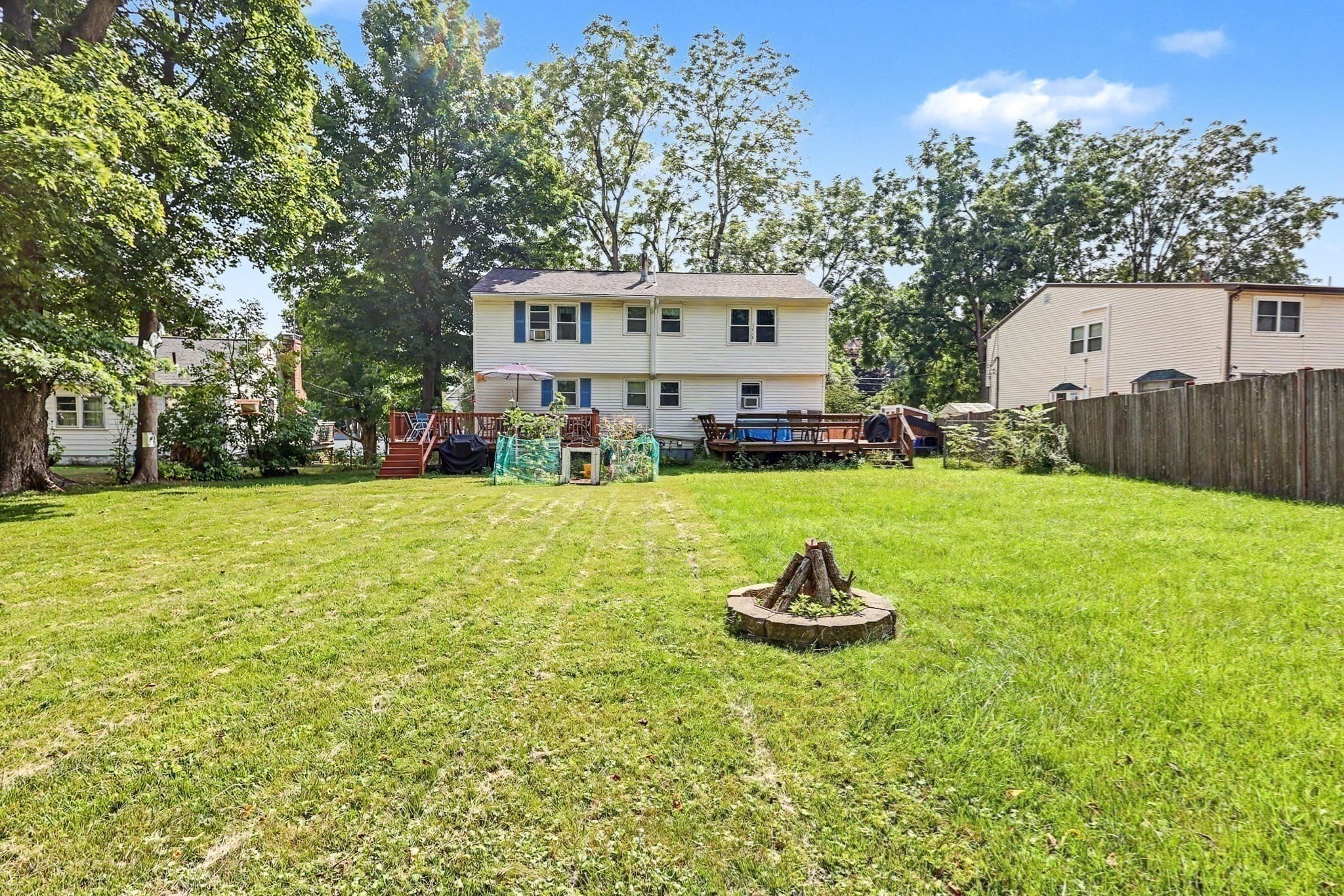 Condex at 10 Lincoln Avenue # 10, Haverhill MA 01830, photo 28 of 33