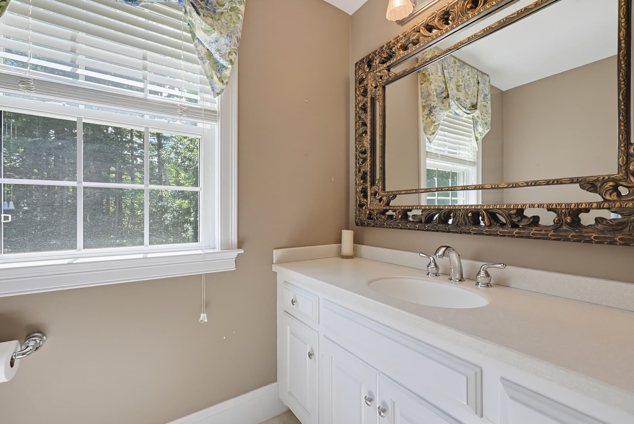 Single Family Residence at 23 Lenox Dr, Franklin MA 02038, Franklin, photo 23 of 42