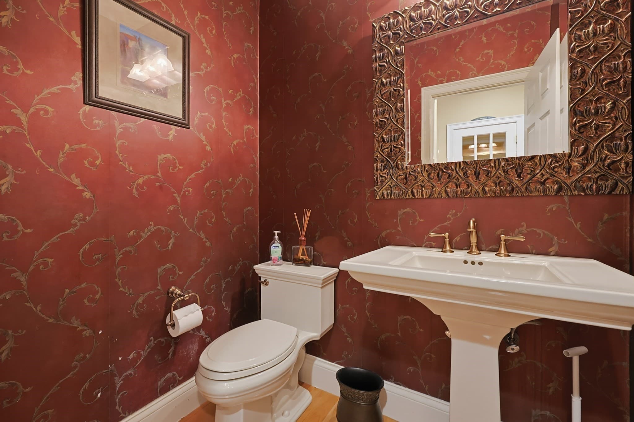 Single Family Residence at 23 Lenox Dr, Franklin MA 02038, Franklin, photo 18 of 42