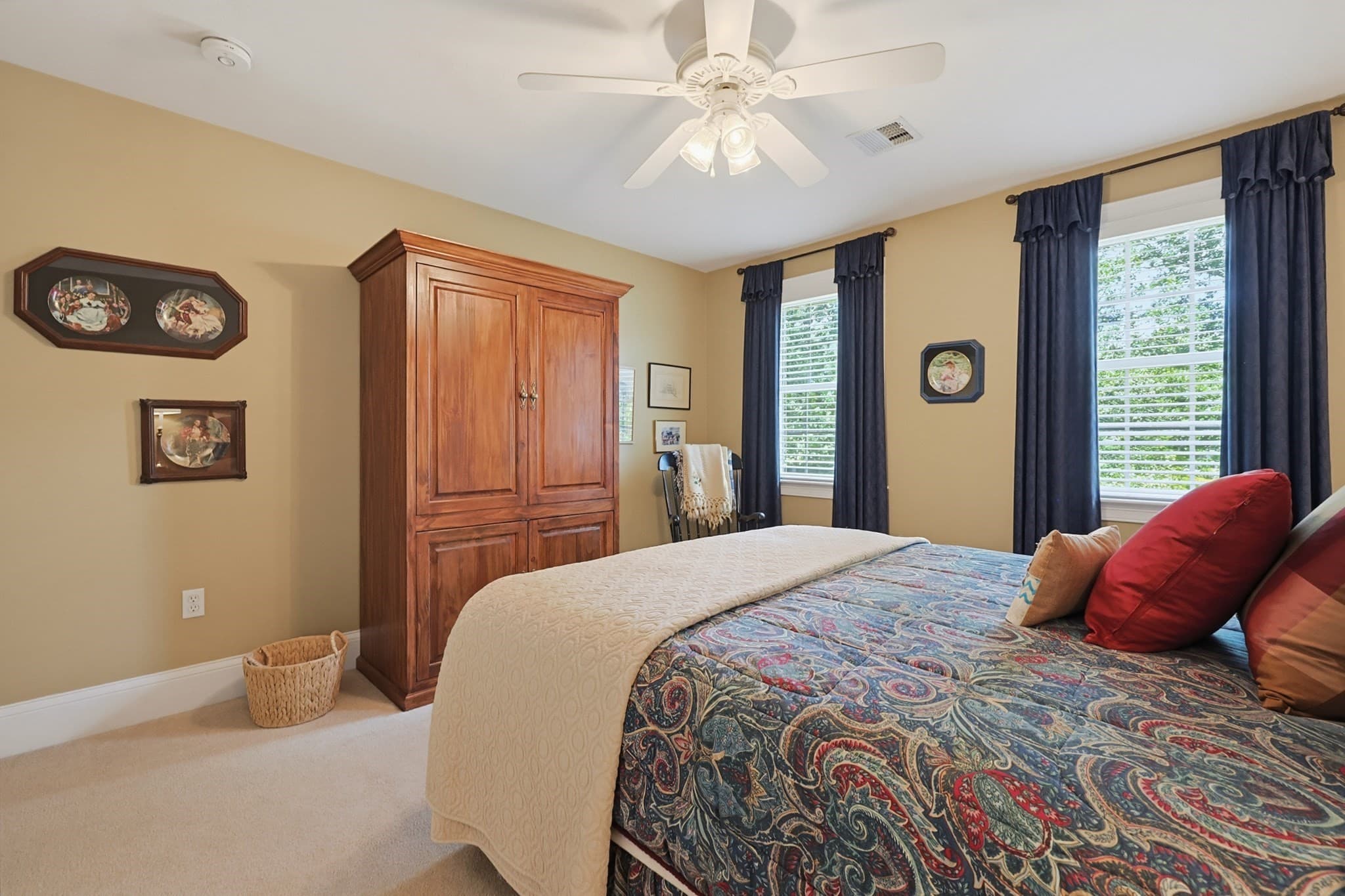 Single Family Residence at 23 Lenox Dr, Franklin MA 02038, Franklin, photo 25 of 42