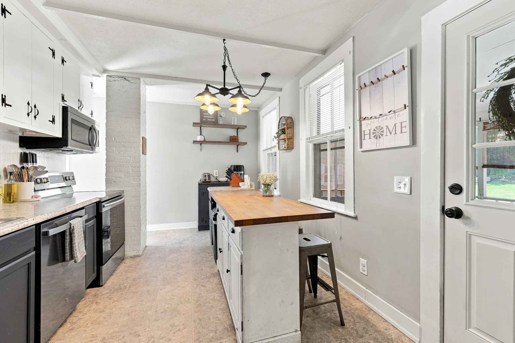 Single Family Residence at 3 Pleasant Street, Huntington MA 01050, photo 18 of 42