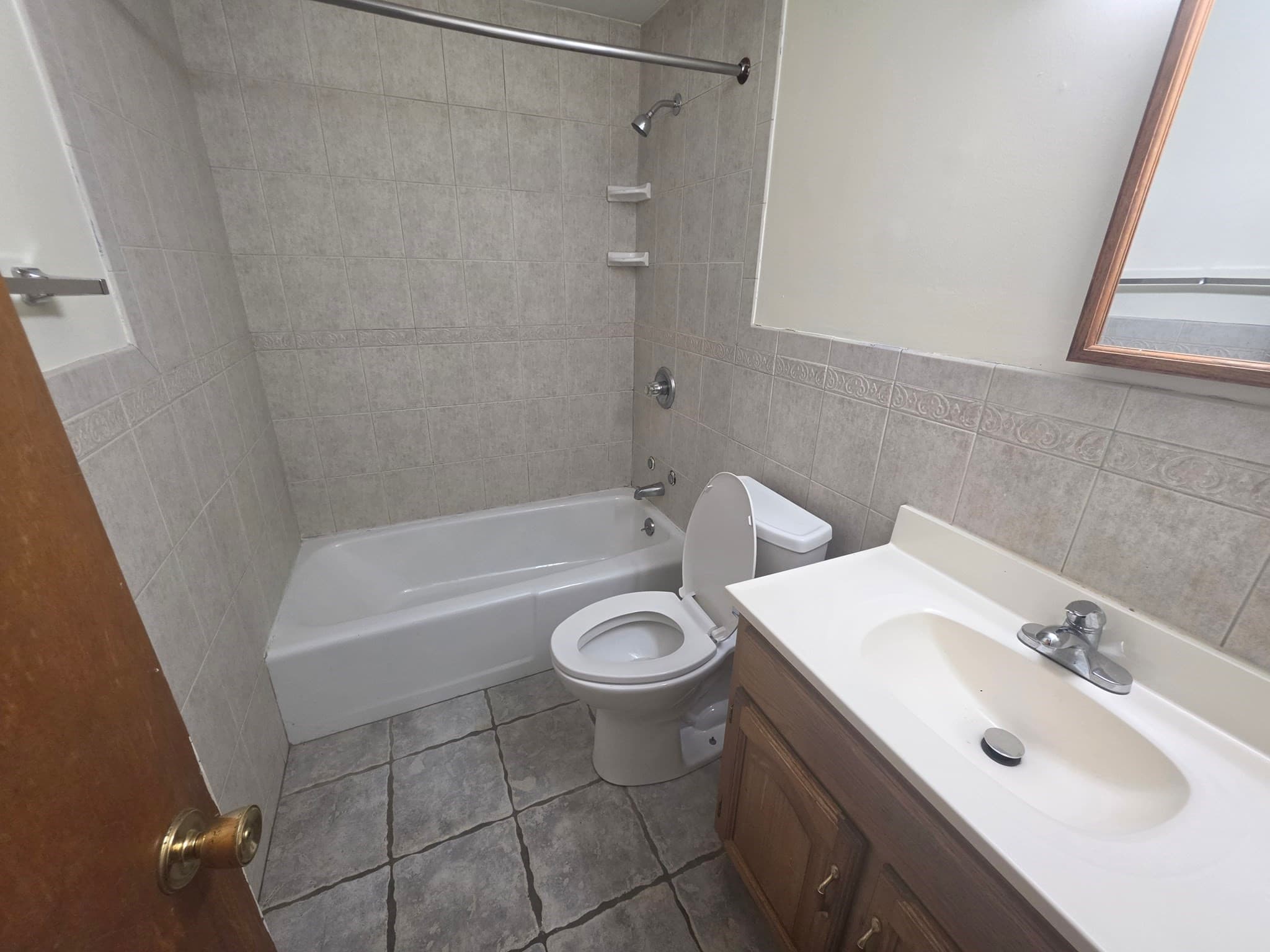 3 Family at 265 N East St, Amherst MA 01002, Amherst, photo 8 of 28