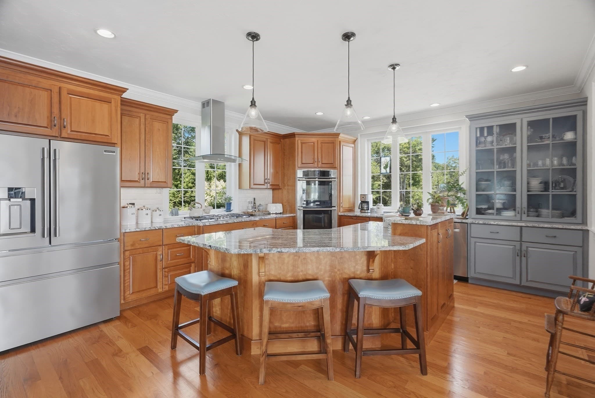 Single Family Residence at 11 Loveland Road, Webster MA 01570, Webster, photo 9 of 41