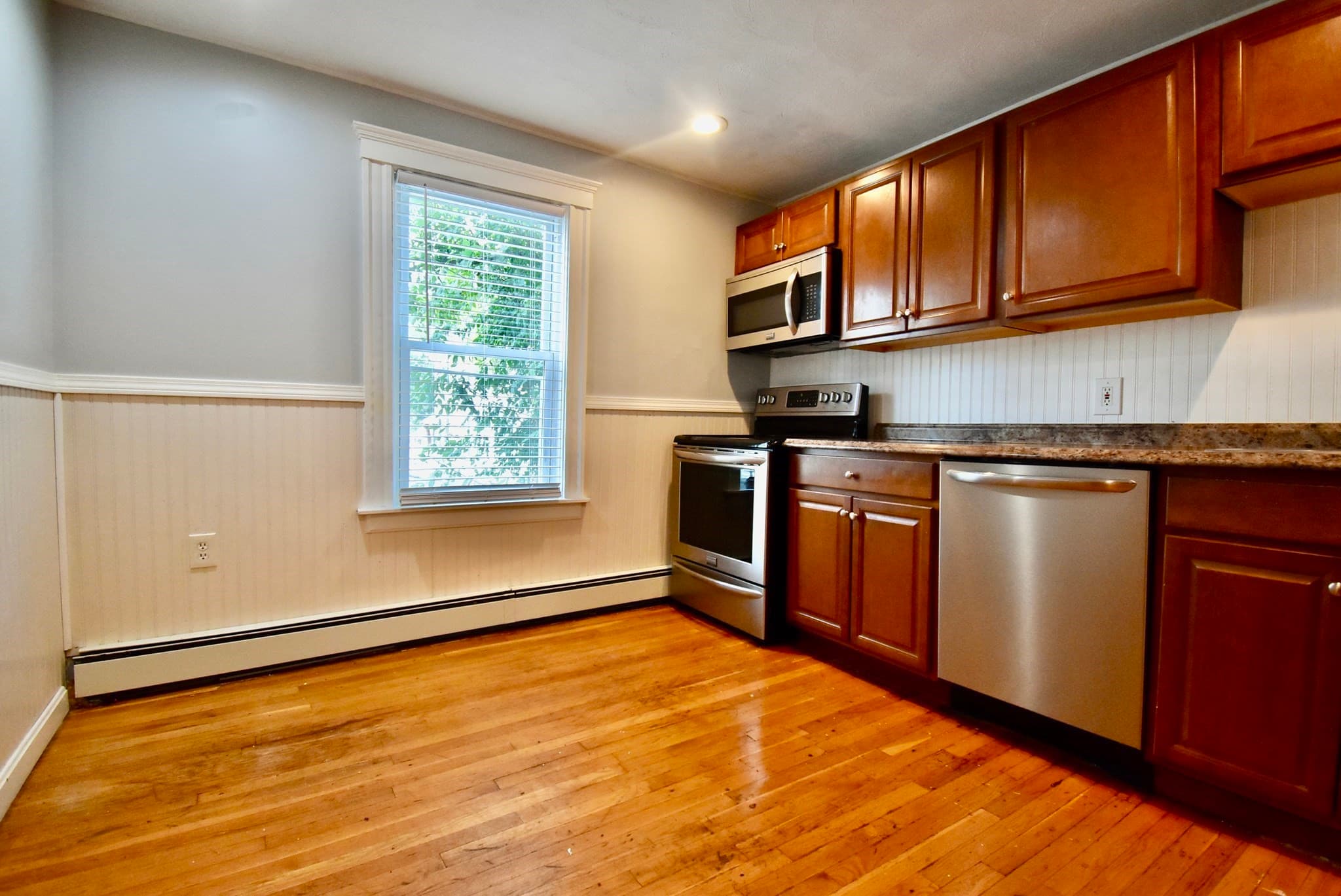 Condominium at 11 Read St # 1, Salem MA 01970, Salem, photo 2 of 24