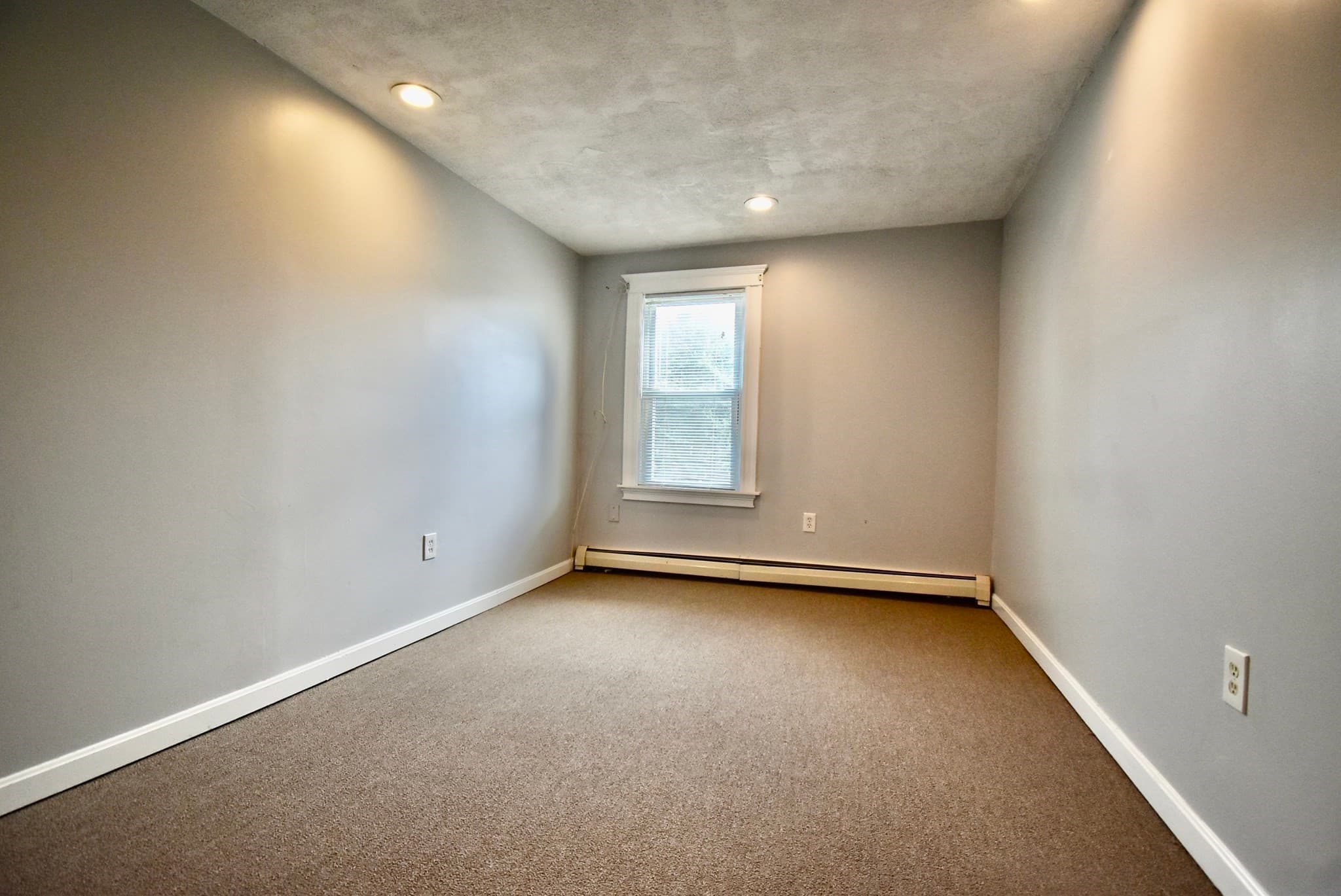 Condominium at 11 Read St # 1, Salem MA 01970, Salem, photo 11 of 24