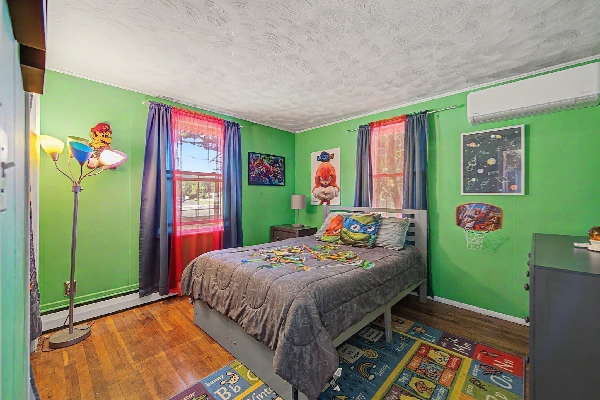 Single Family Residence at 369 Breckwood Blvd, Springfield MA 01109, Springfield, photo 17 of 23