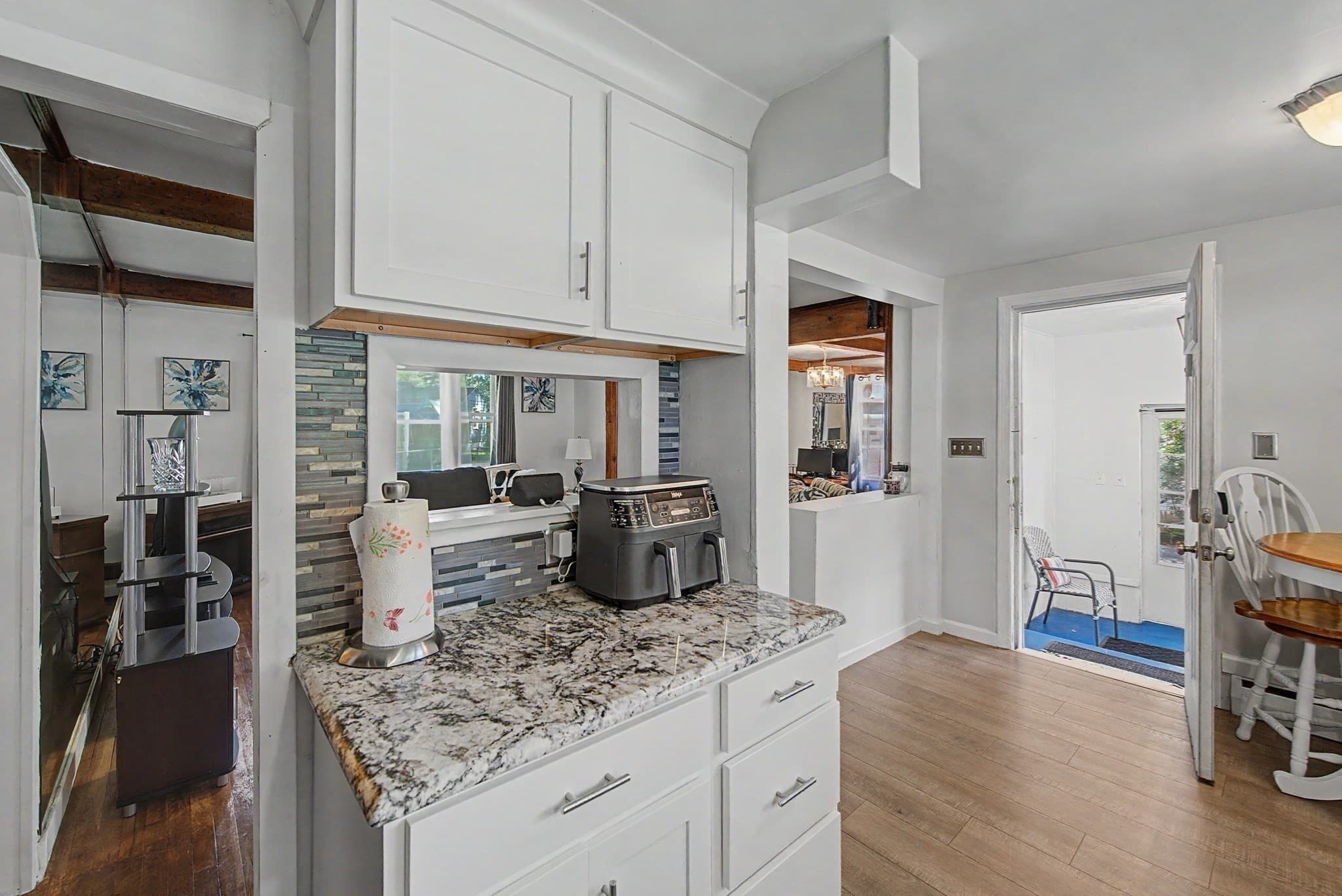 Single Family Residence at 369 Breckwood Blvd, Springfield MA 01109, Springfield, photo 9 of 23