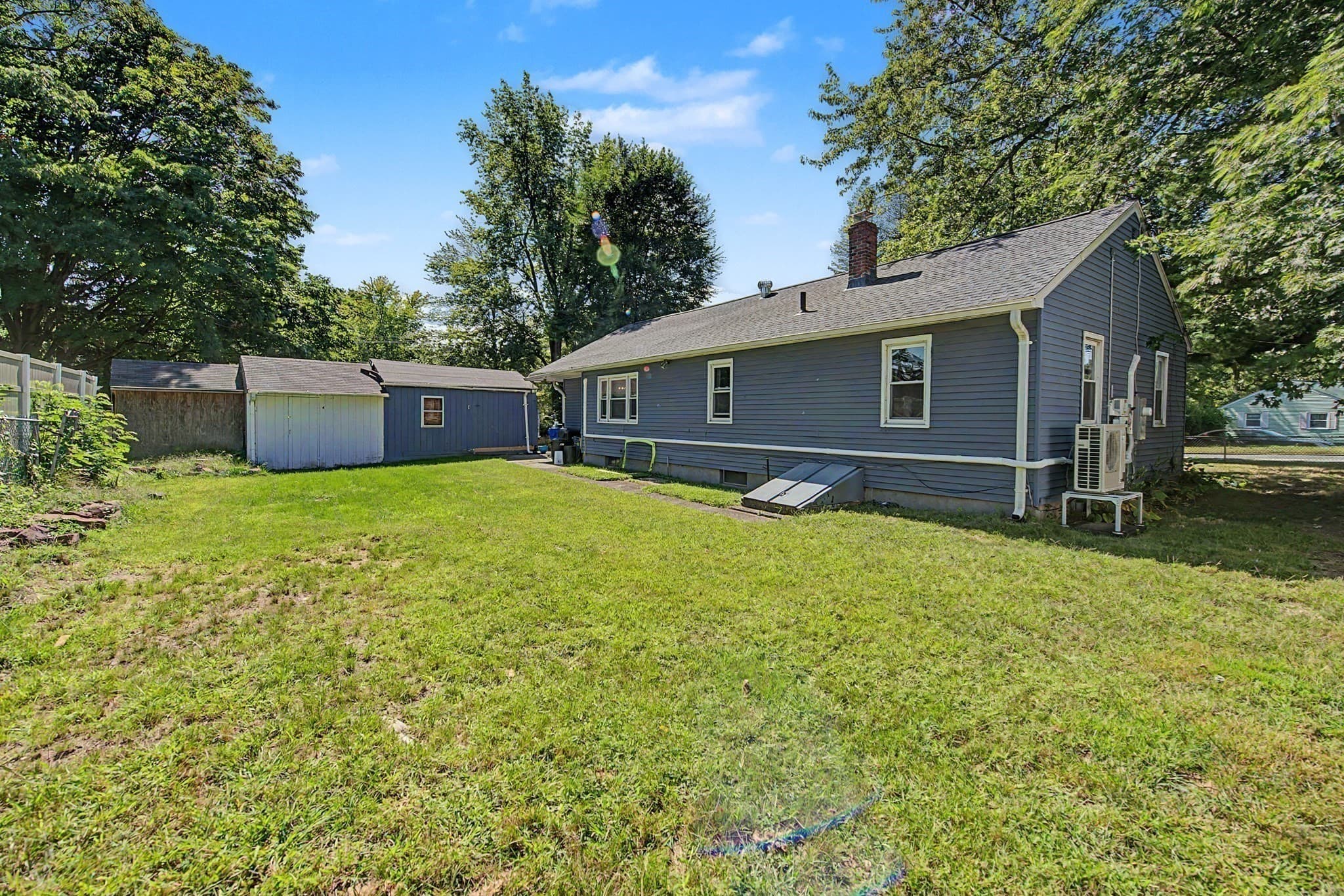 Single Family Residence at 369 Breckwood Blvd, Springfield MA 01109, Springfield, photo 4 of 23