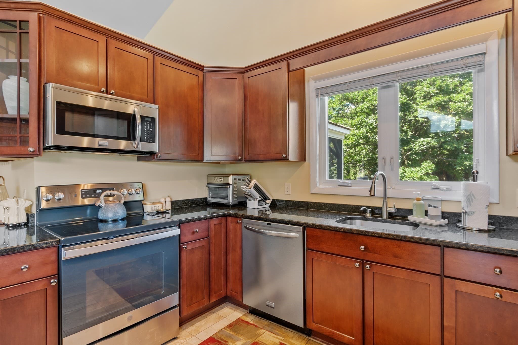 Single Family Residence at 90-92 East Street, Methuen MA 01844, Methuen, photo 5 of 42