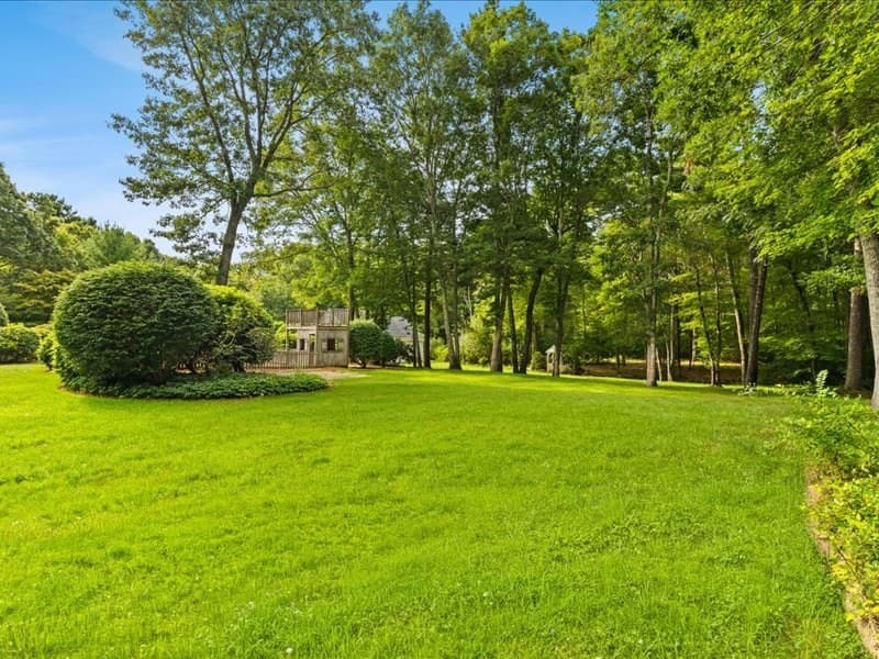 Single Family Residence at 14 Red Maple Run, Dartmouth MA 02747, Dartmouth, photo 39 of 42