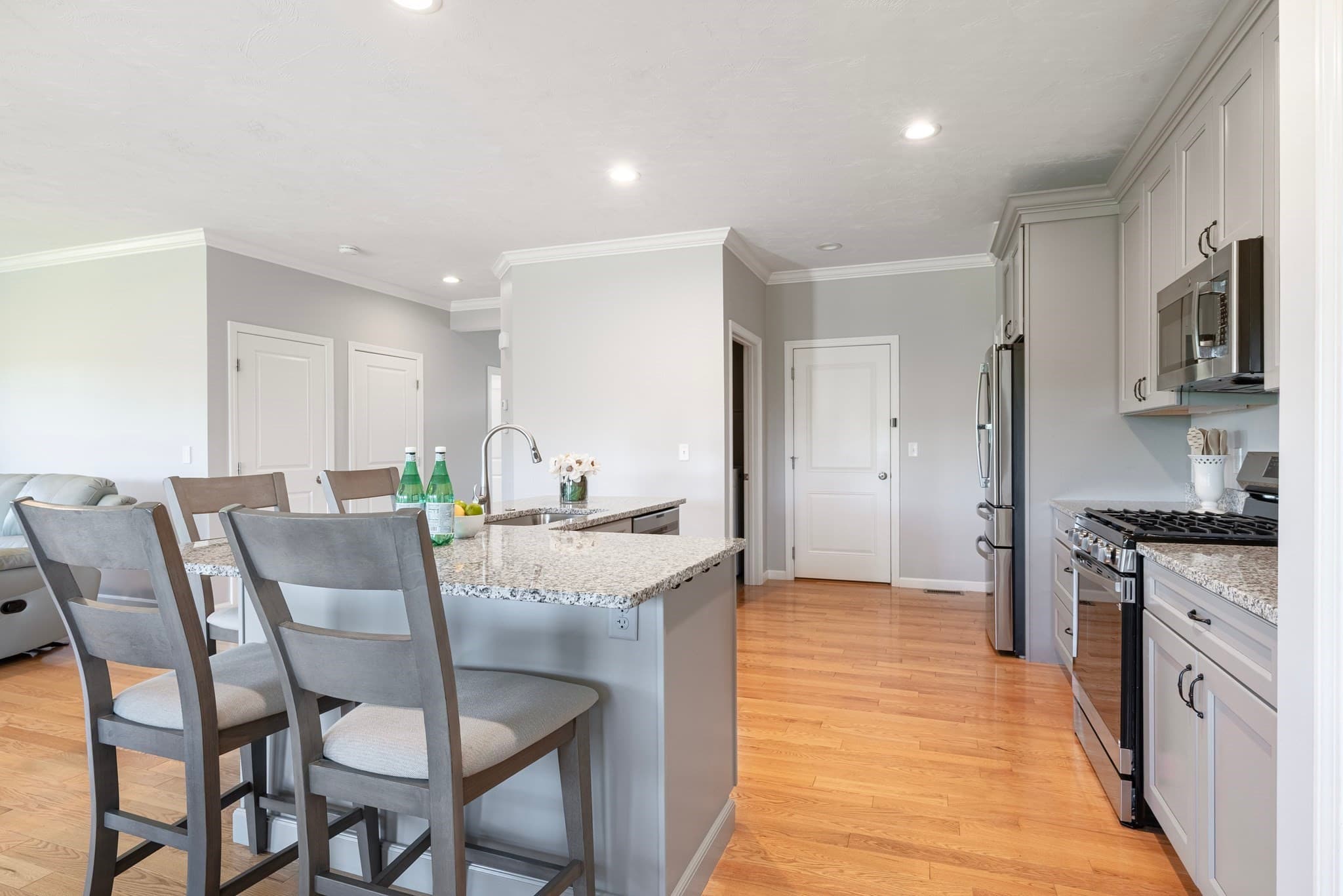 Condominium at 166 Stone Hill Dr # 166, Northbridge MA 01588, Northbridge, photo 5 of 33