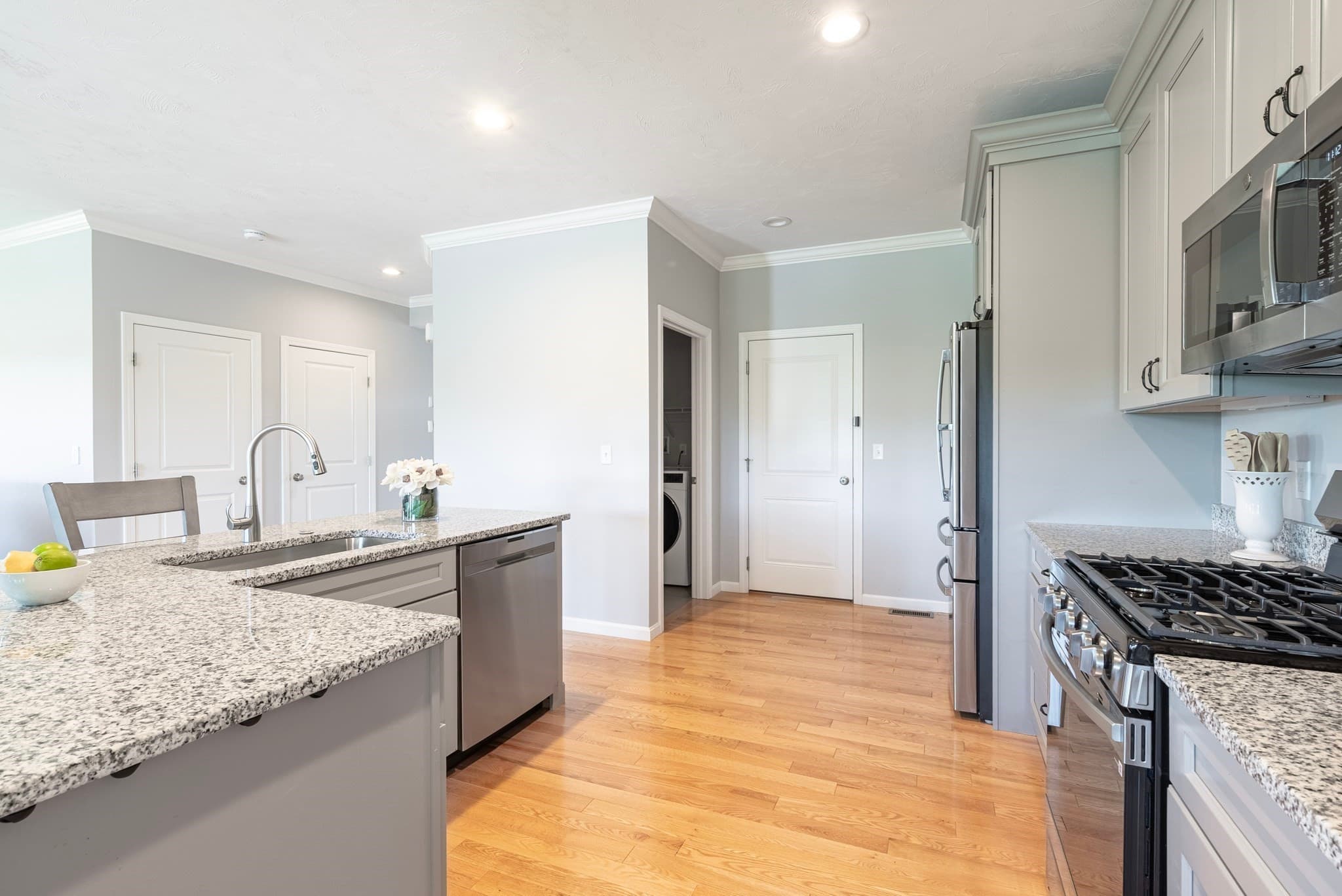 Condominium at 166 Stone Hill Dr # 166, Northbridge MA 01588, Northbridge, photo 9 of 33