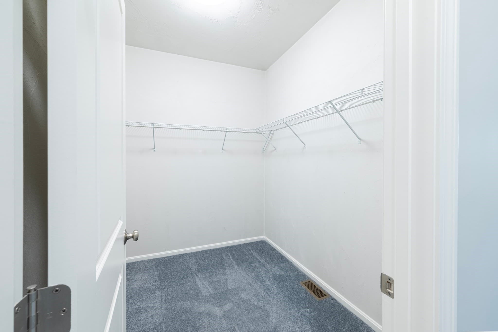 Condominium at 166 Stone Hill Dr # 166, Northbridge MA 01588, Northbridge, photo 14 of 33