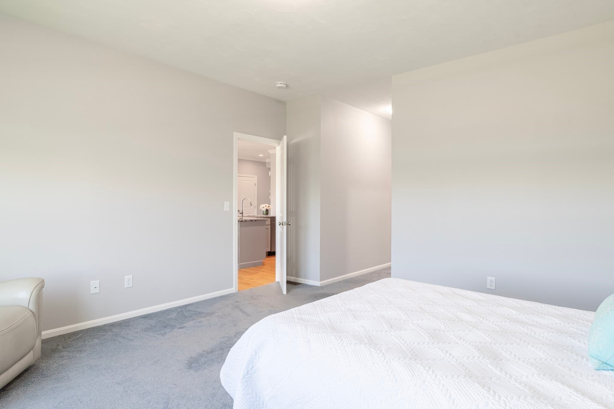 Condominium at 166 Stone Hill Dr # 166, Northbridge MA 01588, Northbridge, photo 15 of 33