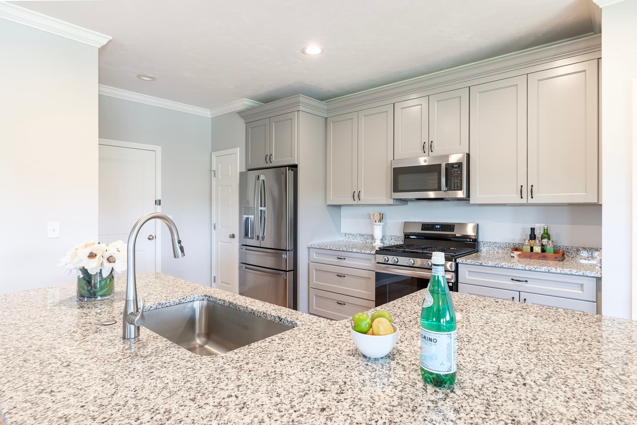 Condominium at 166 Stone Hill Dr # 166, Northbridge MA 01588, Northbridge, photo 8 of 33
