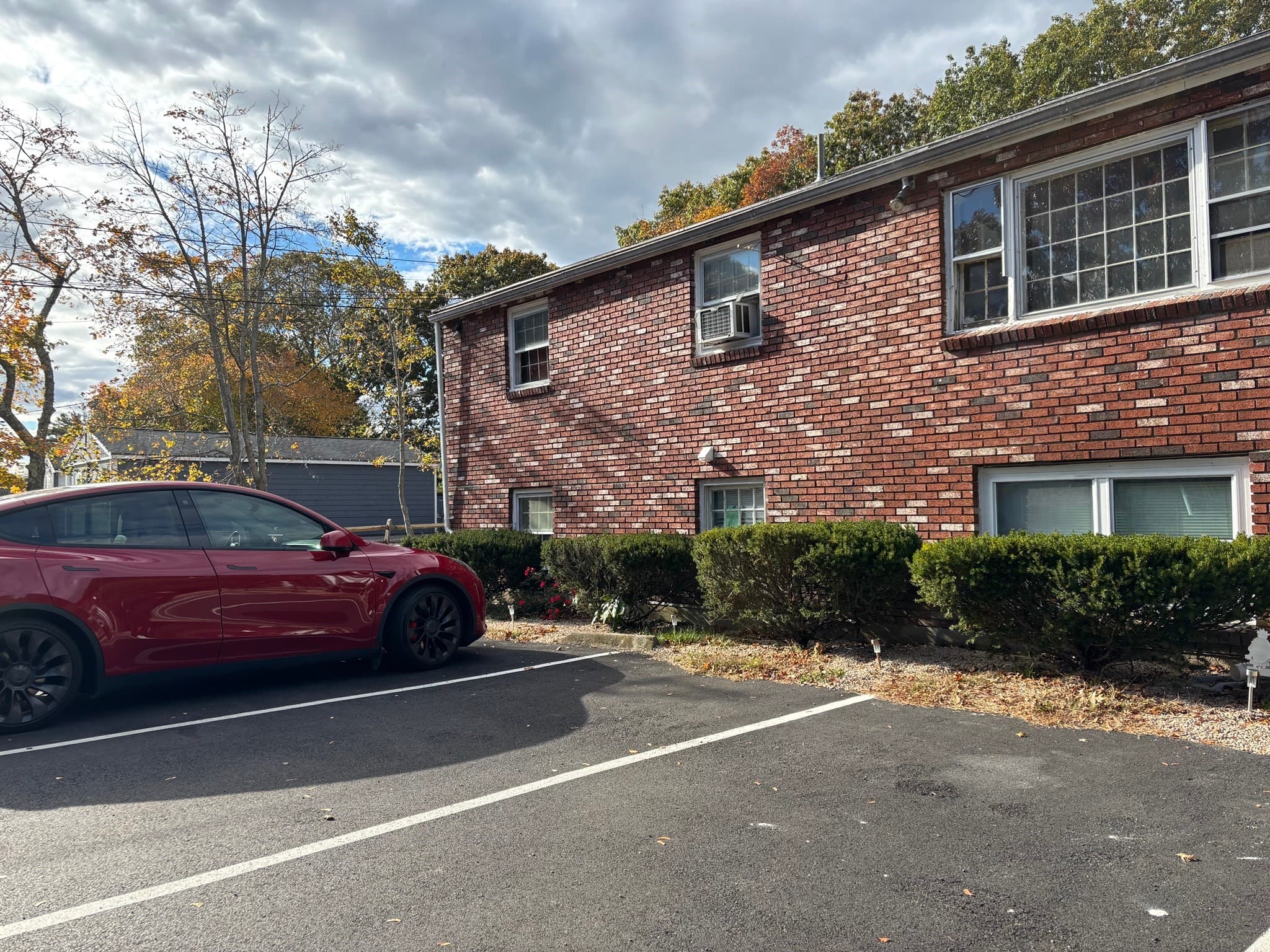 5+ Family - Rooming House at 1122 Ocean St, Marshfield MA 02050, photo 11 of 15