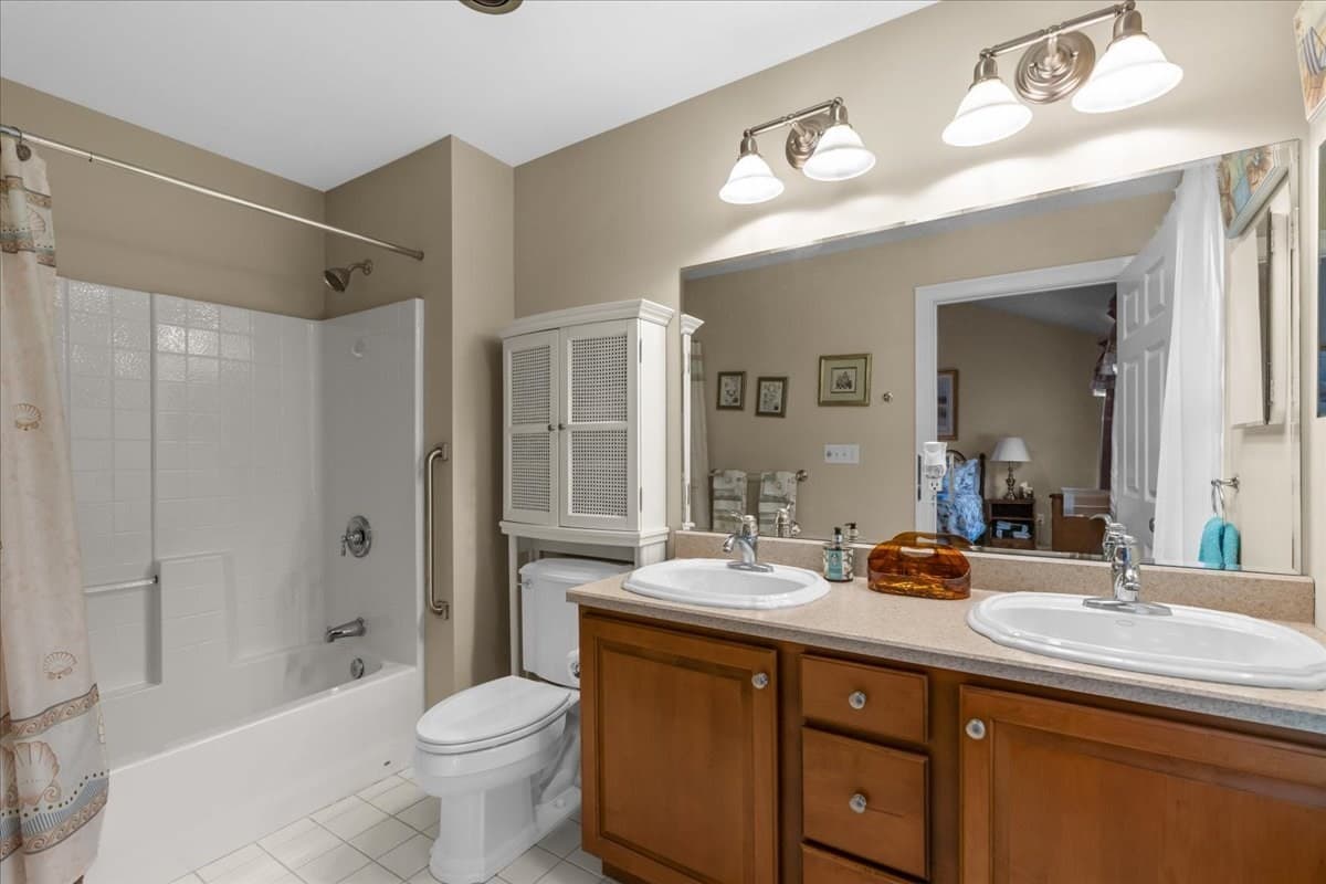 Condominium at 6 Lebaron Blvd # 6, Lakeville MA 02347, Lakeville, photo 23 of 42