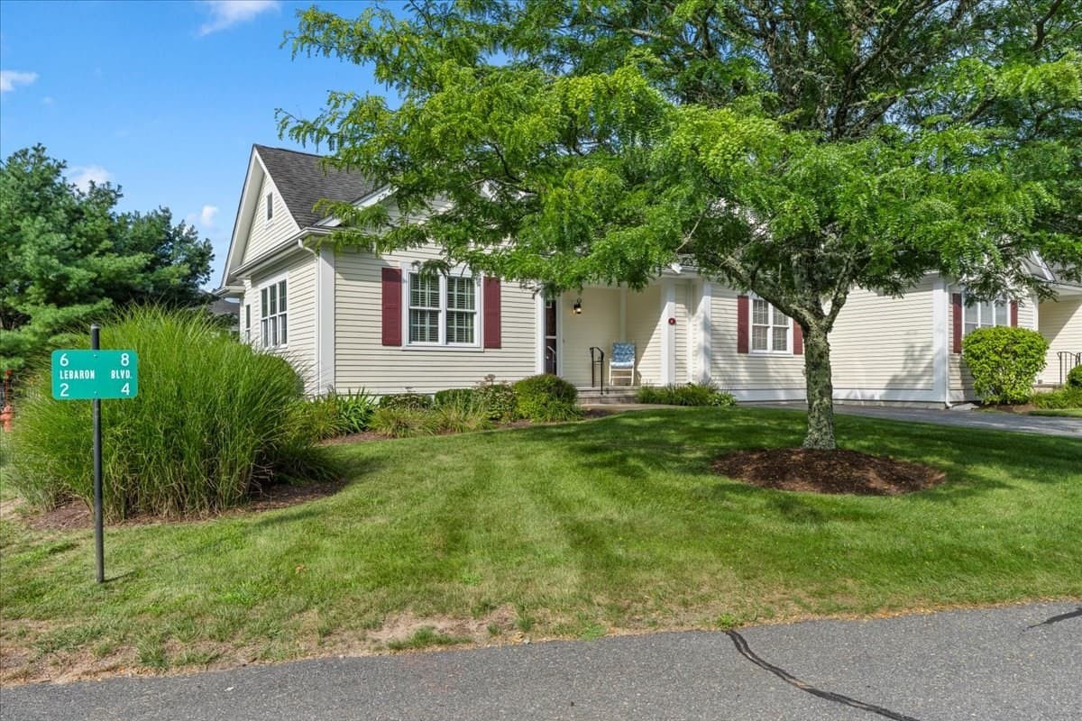 Condominium at 6 Lebaron Blvd # 6, Lakeville MA 02347, Lakeville, photo 2 of 42