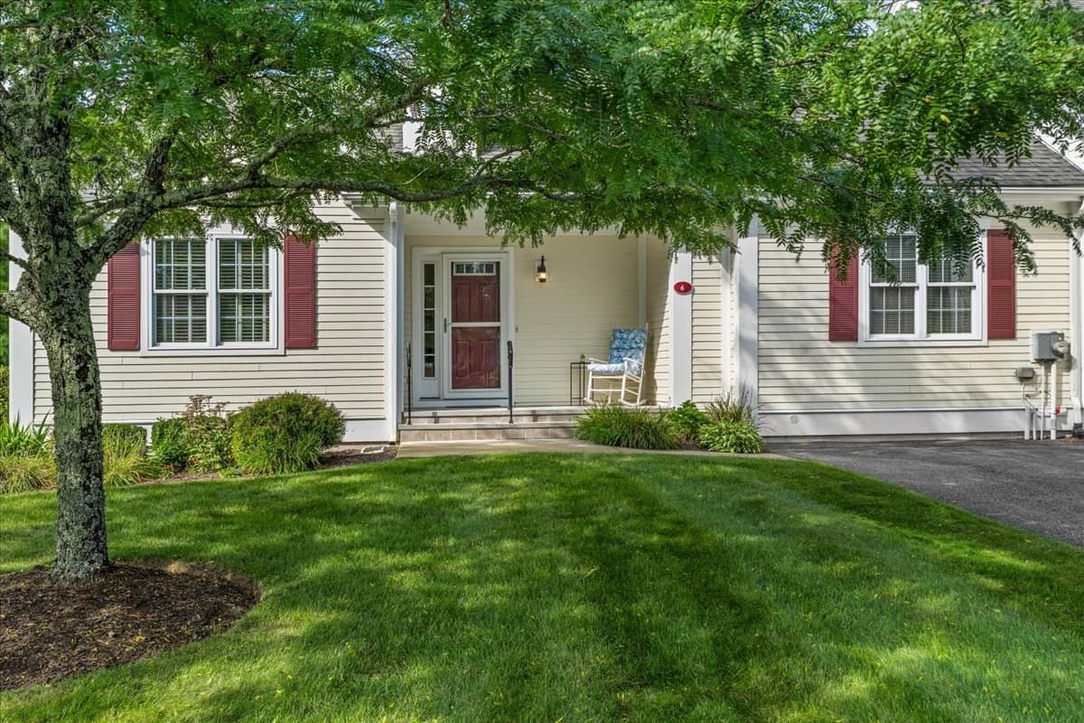 Condominium at 6 Lebaron Blvd # 6, Lakeville MA 02347, Lakeville, photo 5 of 42