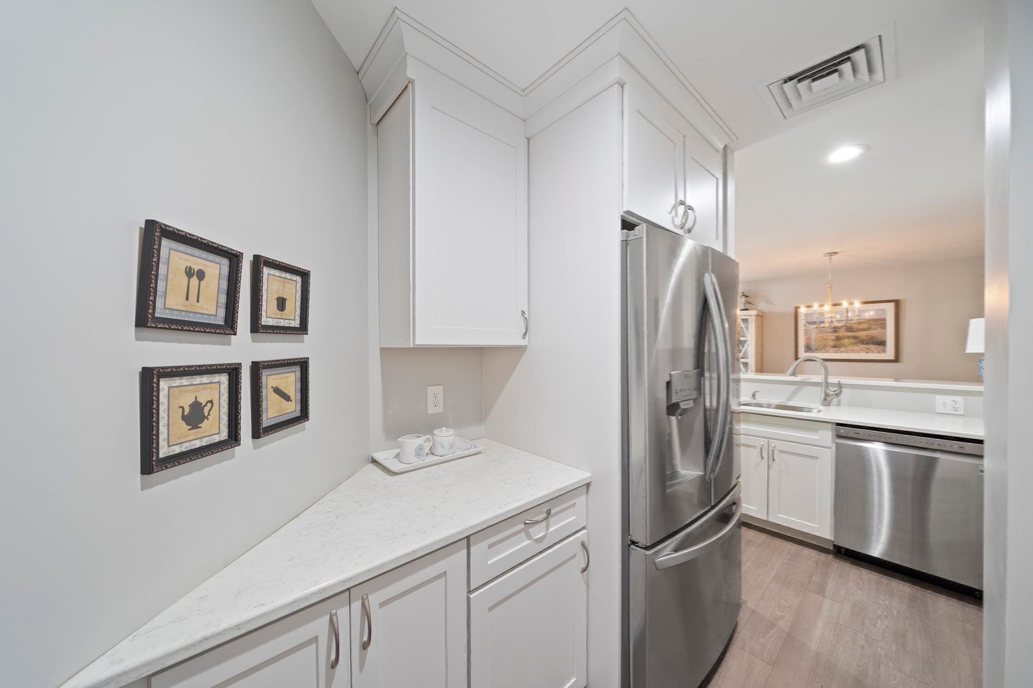 Condominium at 100 Parks St # 18, Duxbury MA 02332, Duxbury, photo 12 of 35