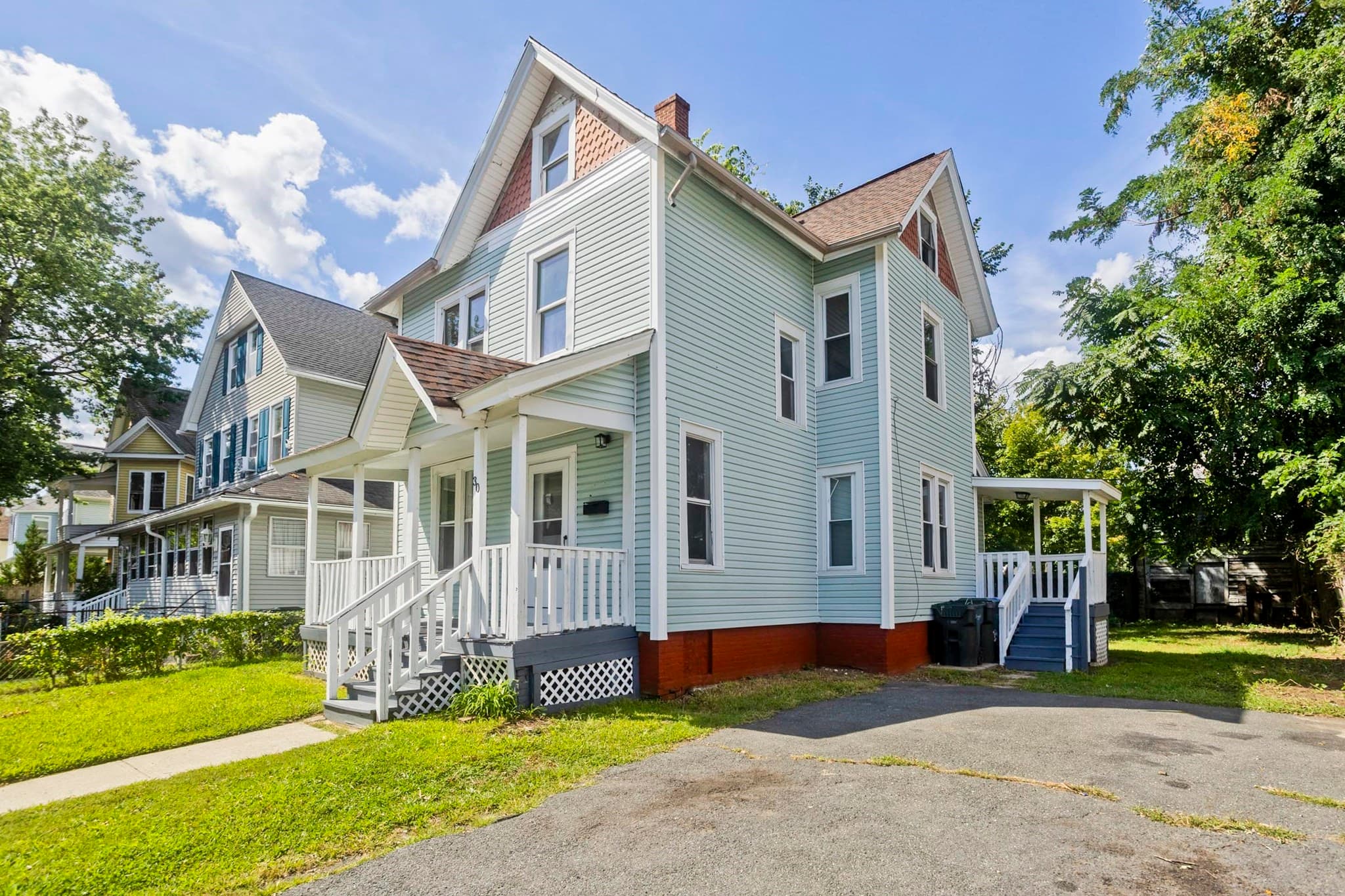 Single Family Residence at 30 Hawthorne St, Springfield MA 01105, Springfield, photo 27 of 28