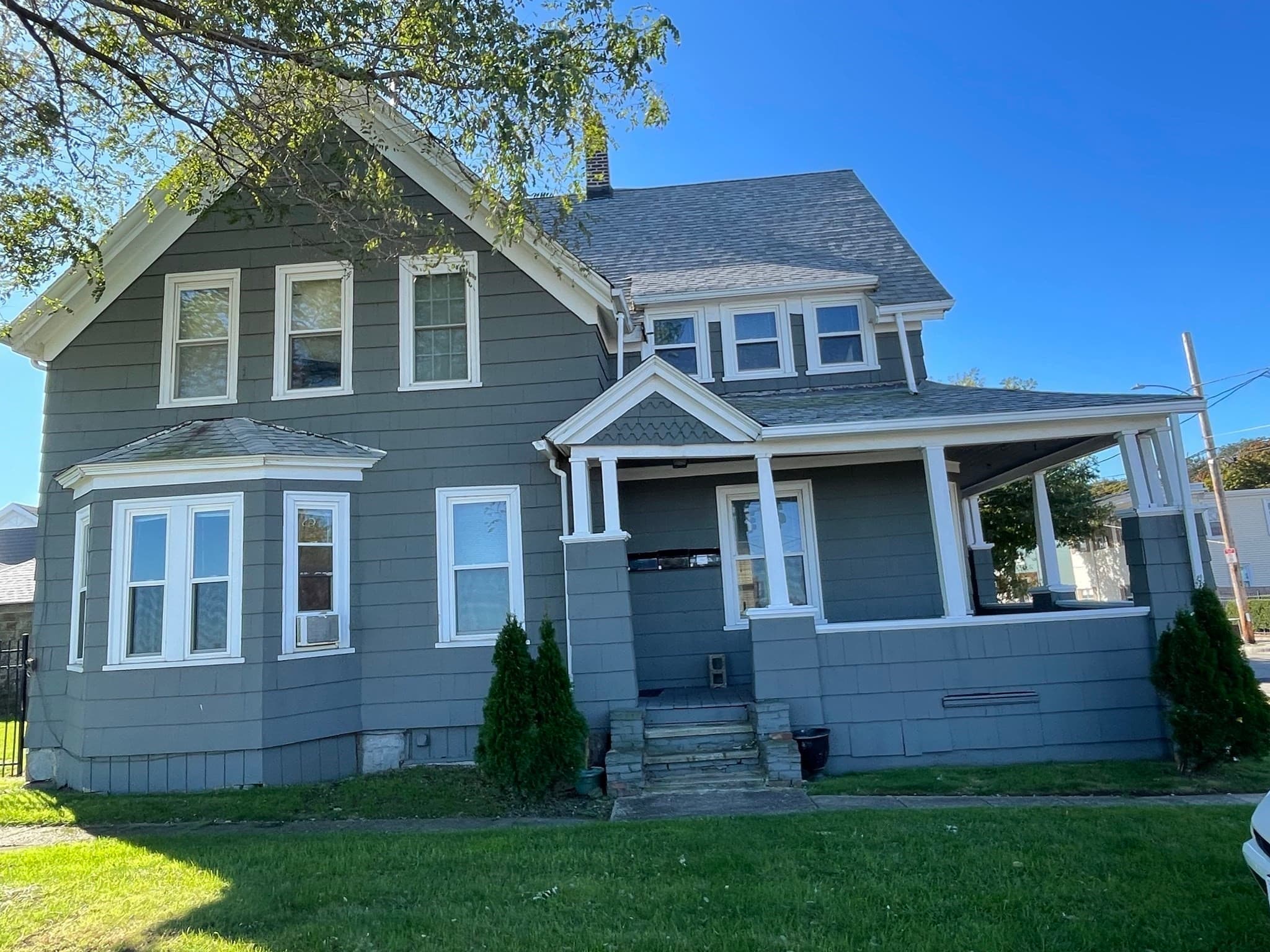 3 Family at 303 Beach, Quincy MA 02169, Quincy, photo 3 of 30